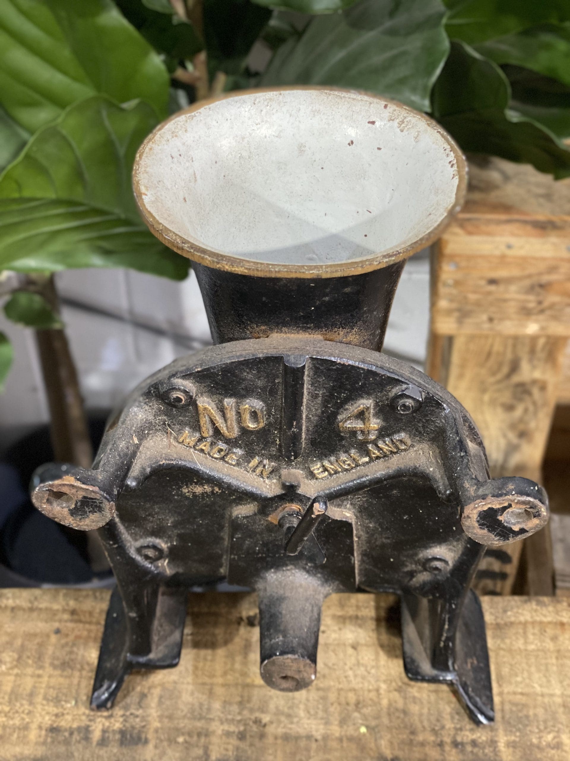 1856 No. 4 Large Spong & Co Ltd Bench Mounted Hand Grinder on display with vintage design.