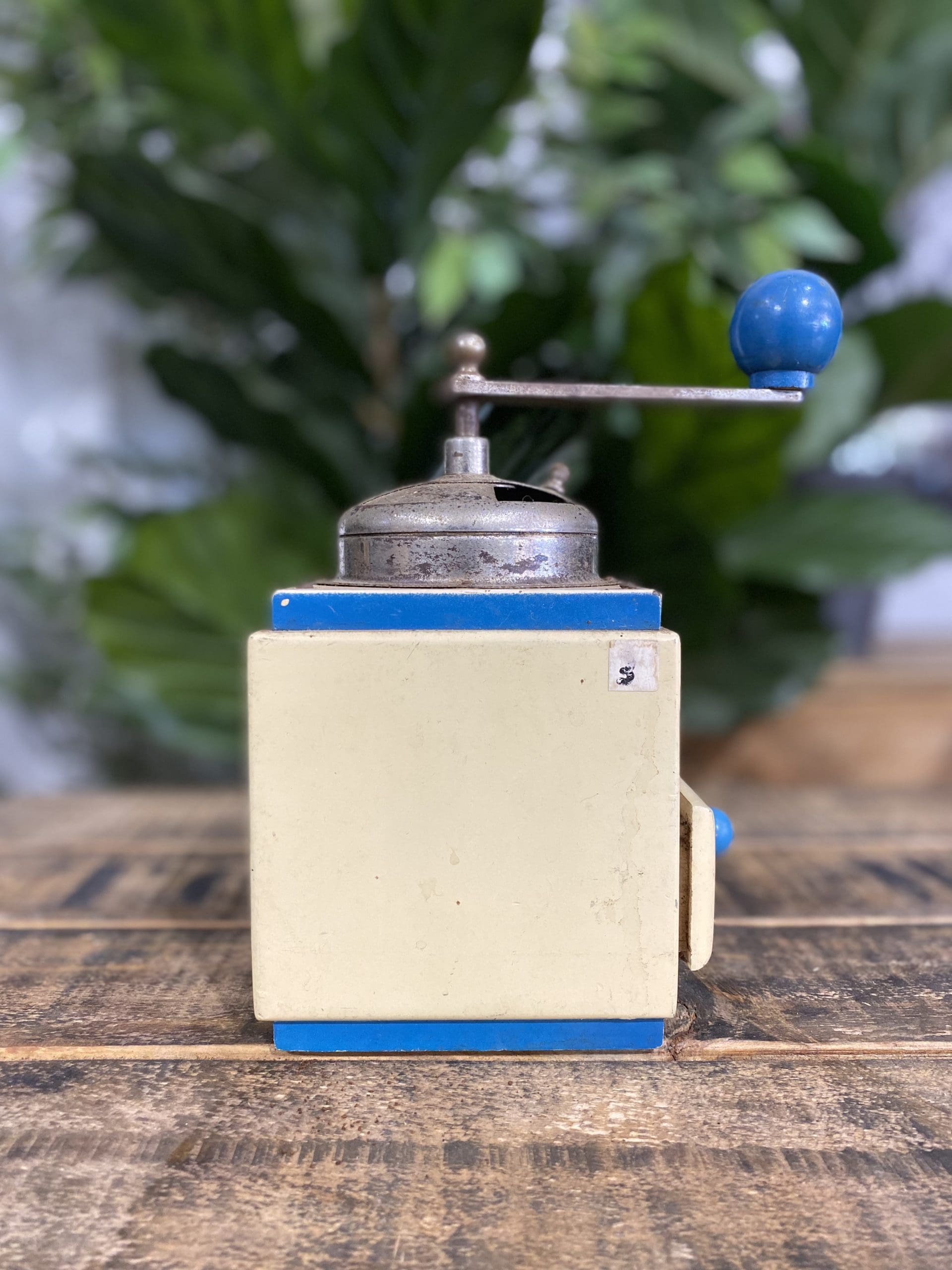 1930’s Tre Spade Wooden Hand Coffee Grinder