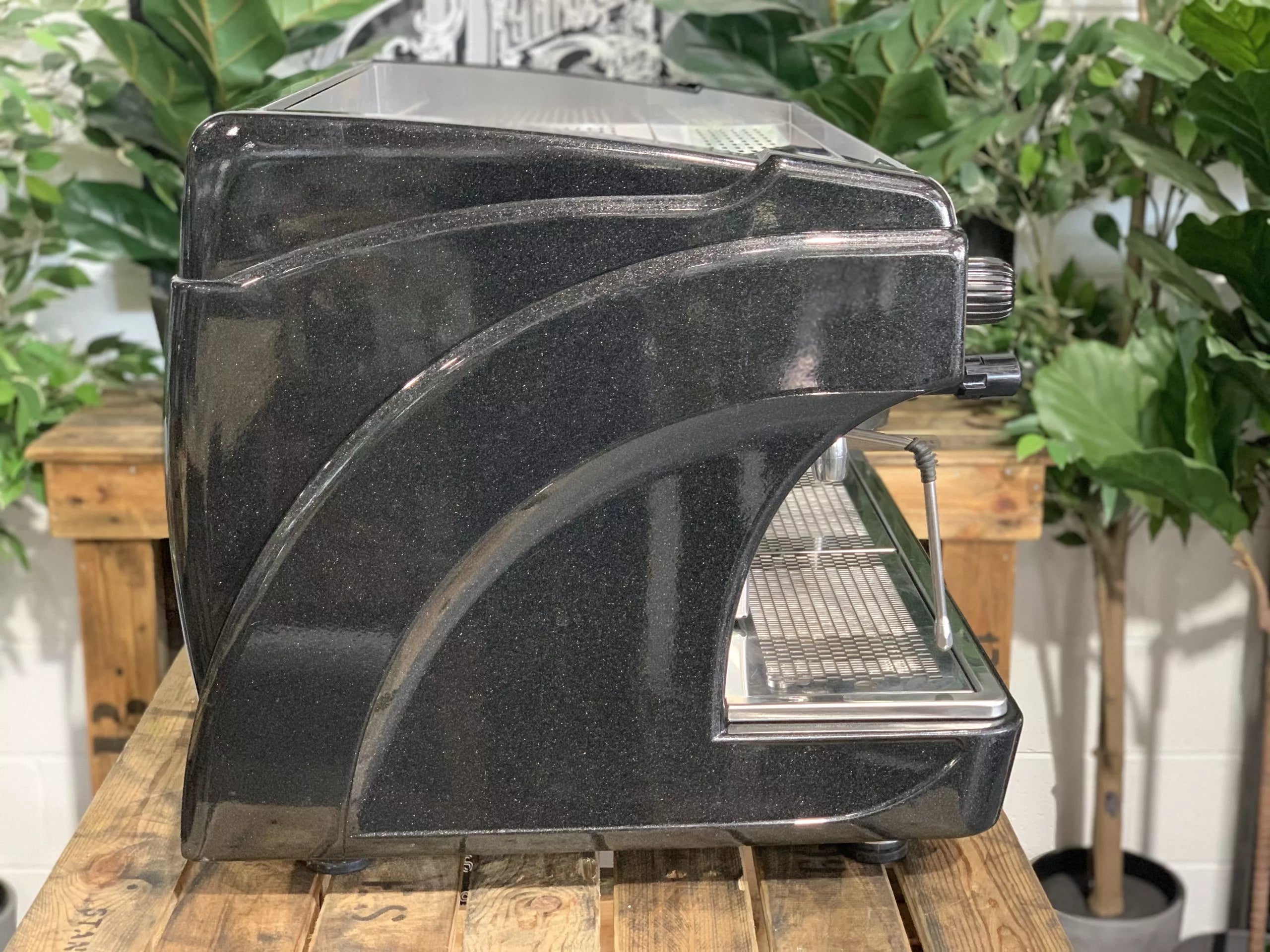 Astoria Calypso 2 Group Black - Used