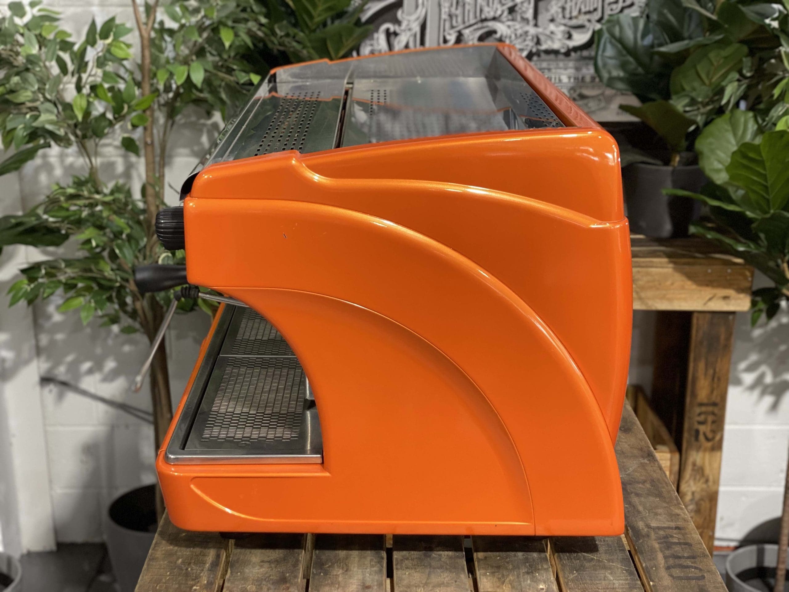 Astoria Calypso 3 Group Orange - Used