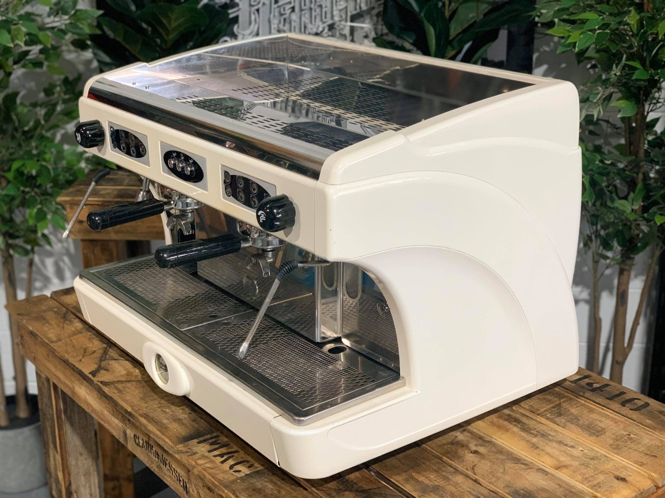 Astoria Calypso 2 Group White - Used