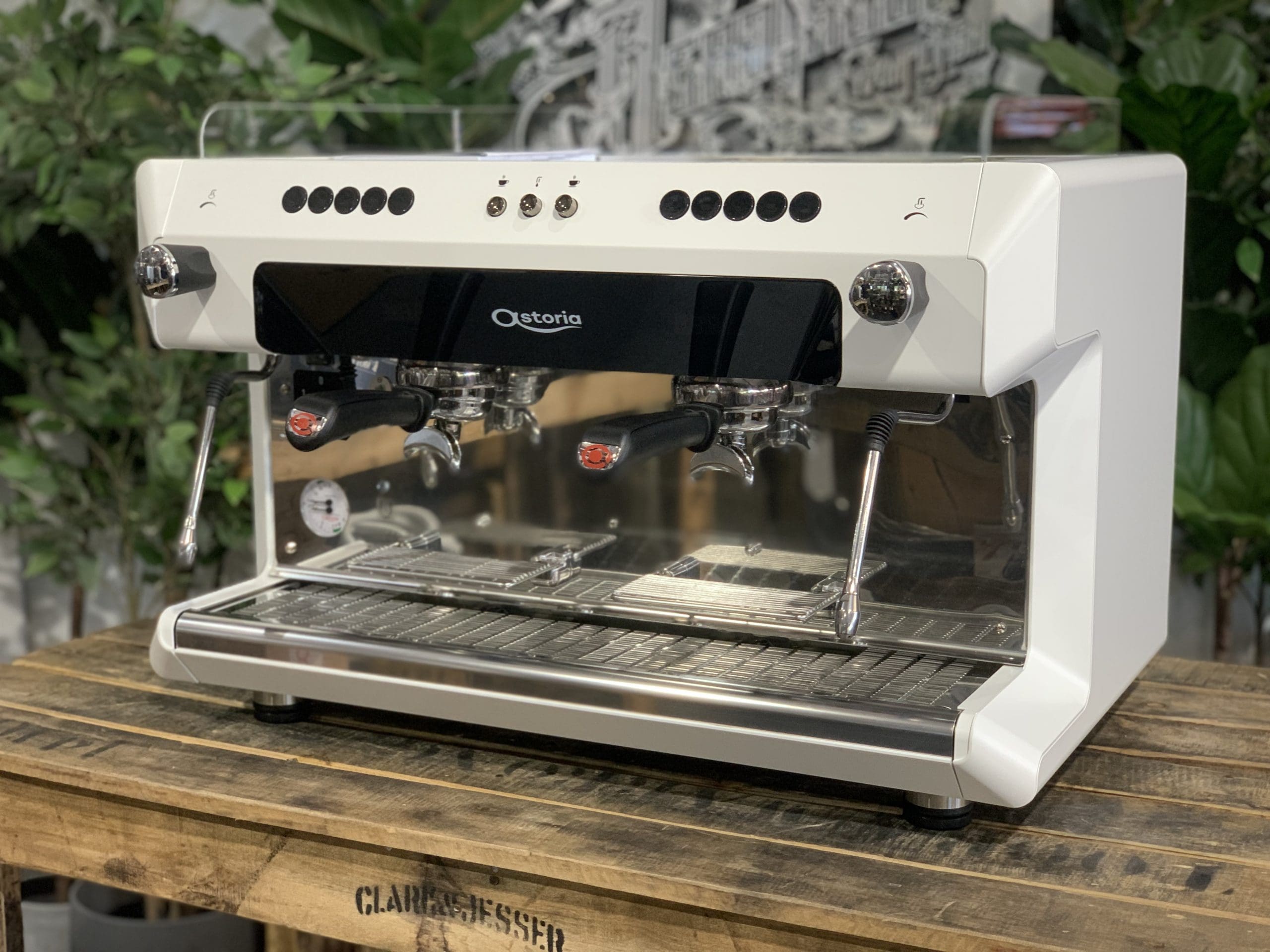 Astoria Core 200 2 Group White - New