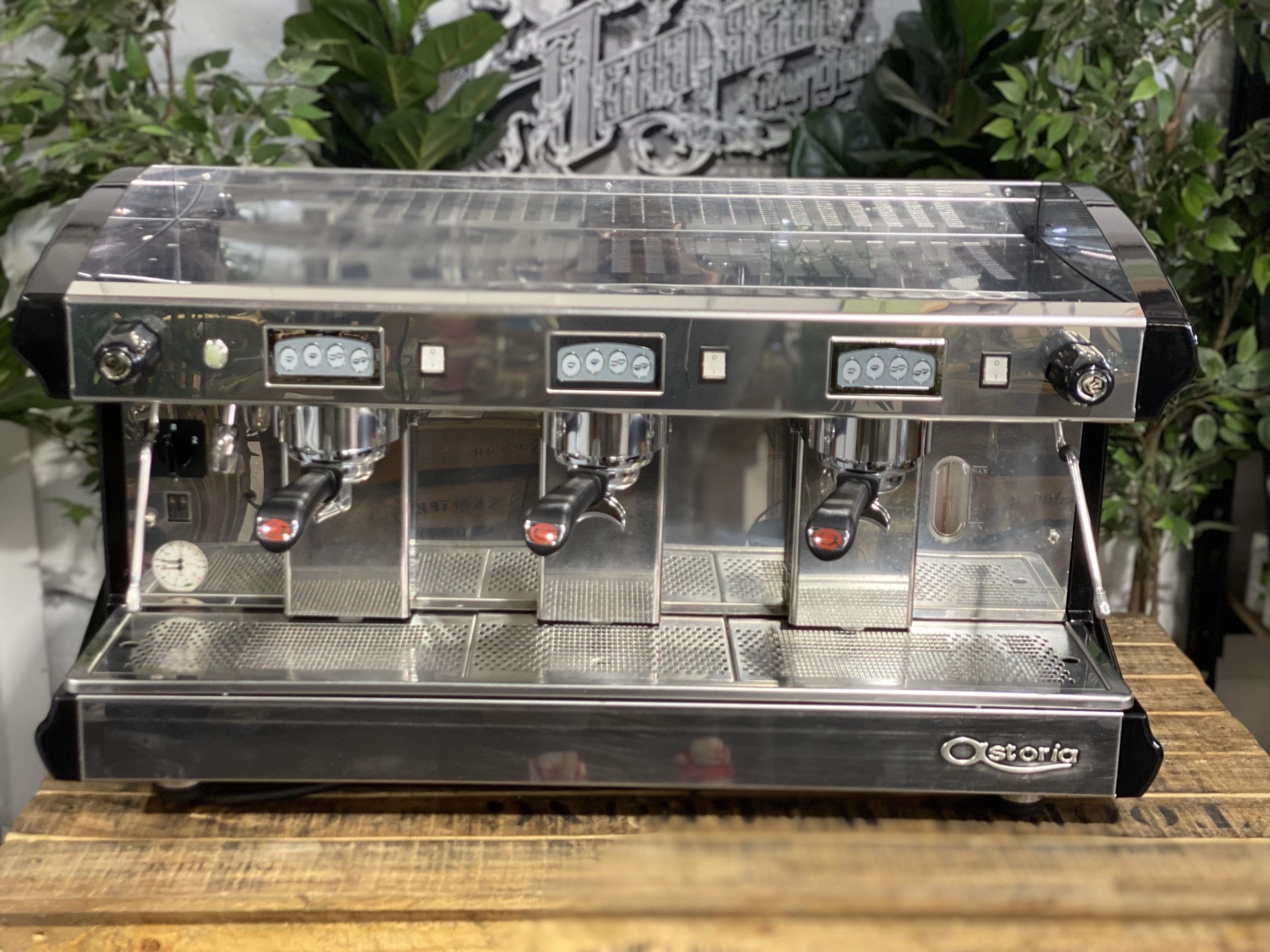 Astoria Forma 3 Group Coffee Machine & High Cup Black - Used