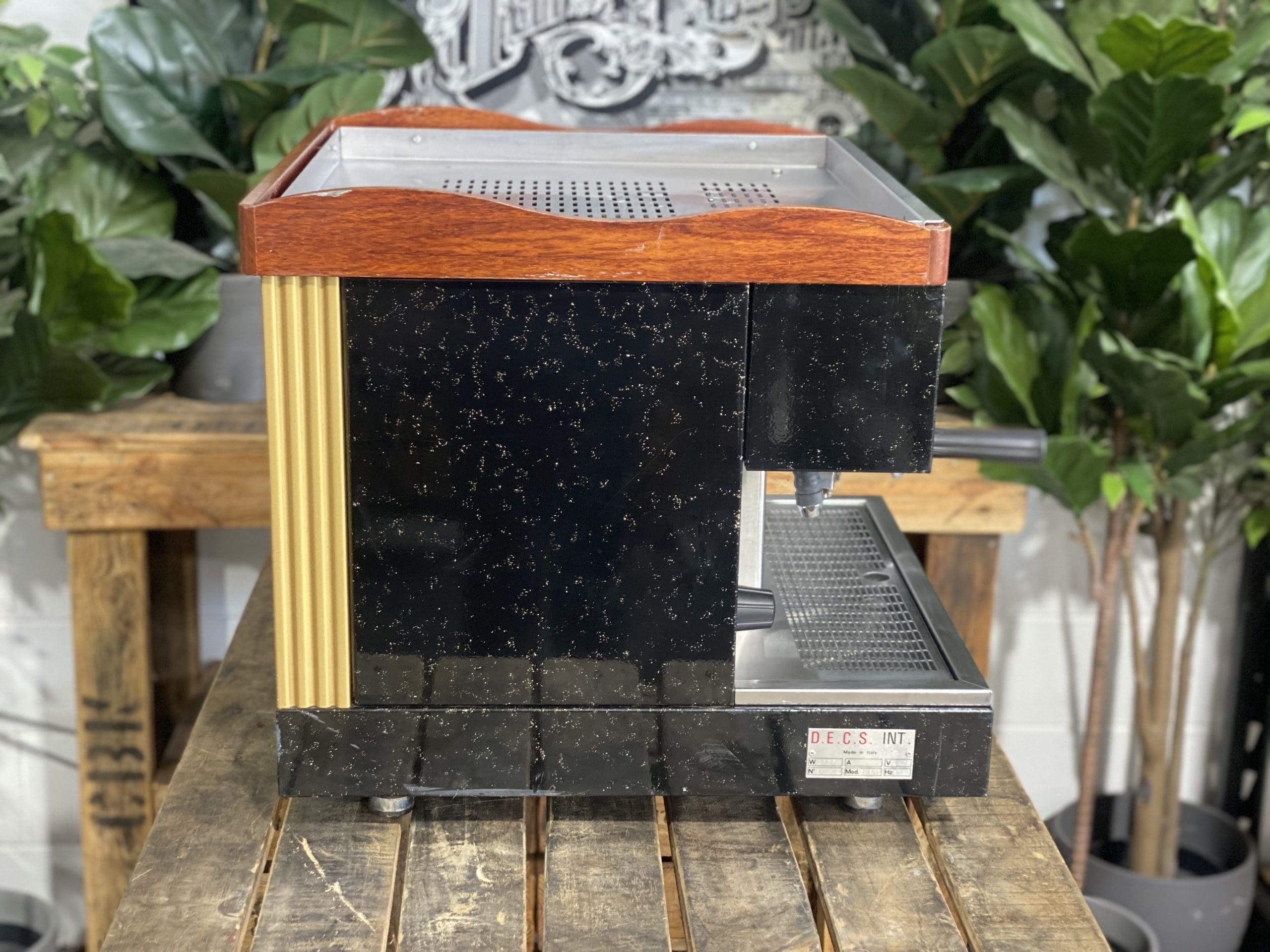 Astoria Leone 1 Group Black - Used