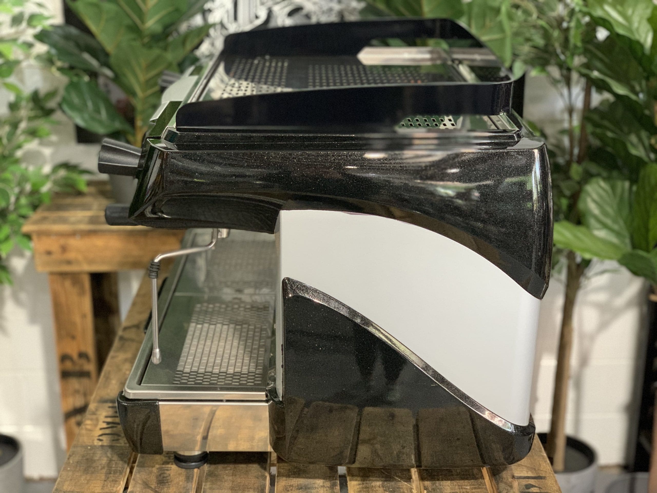 Astoria Plus 4 U TS 2 Group Black - Used