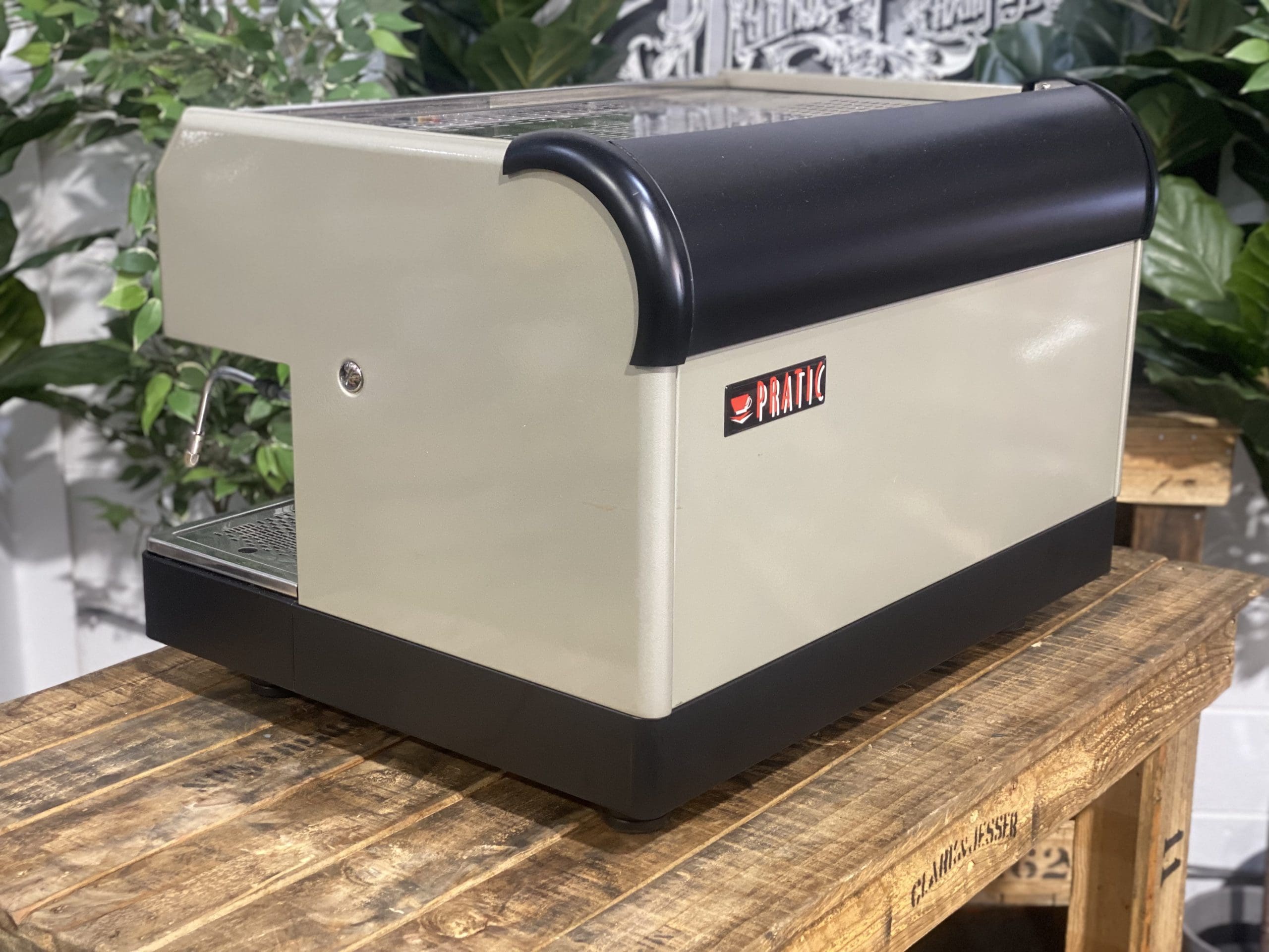 Astoria Pratic 2 Group Sand - Used