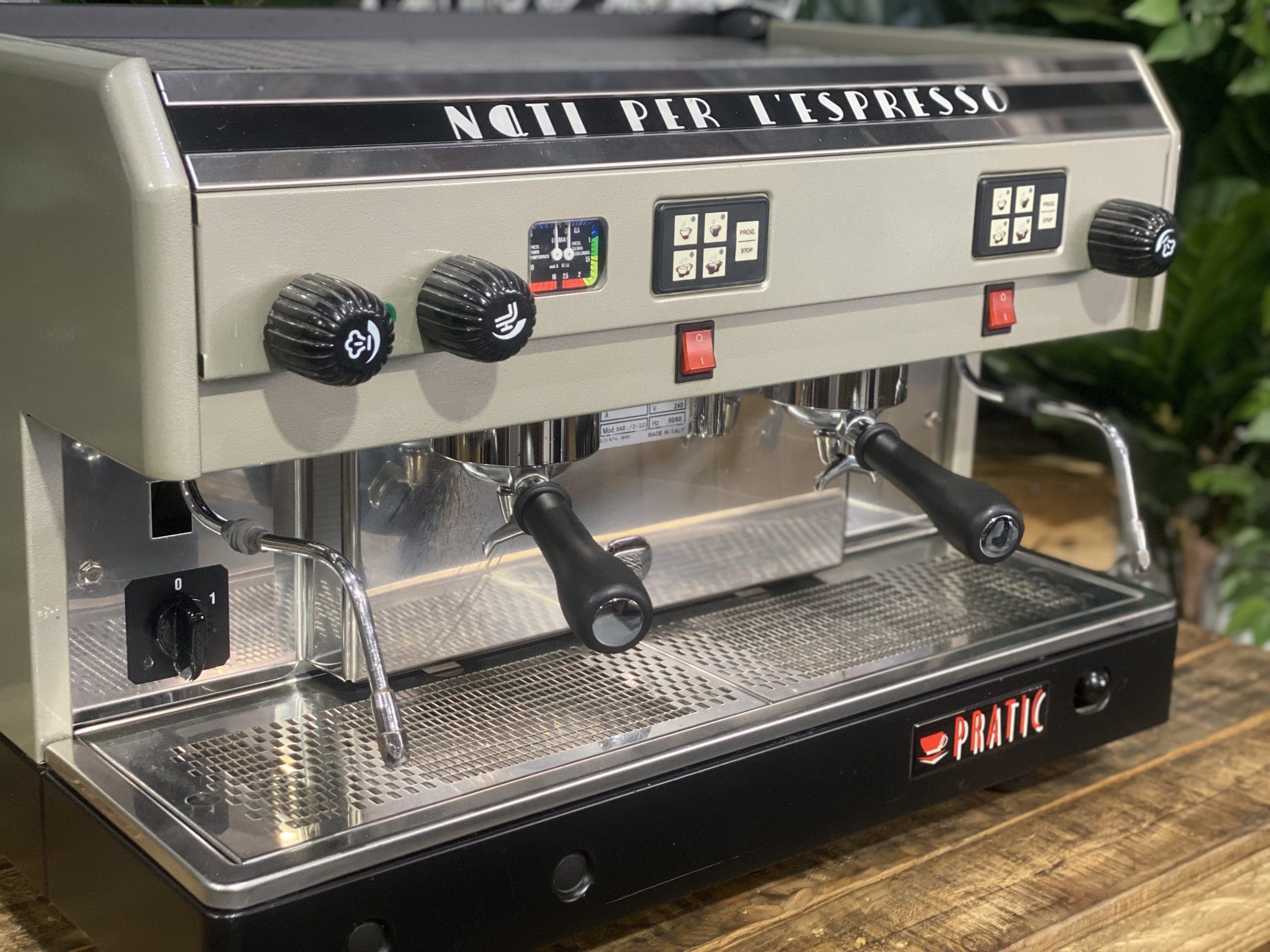 Astoria Pratic 2 Group Sand - Used