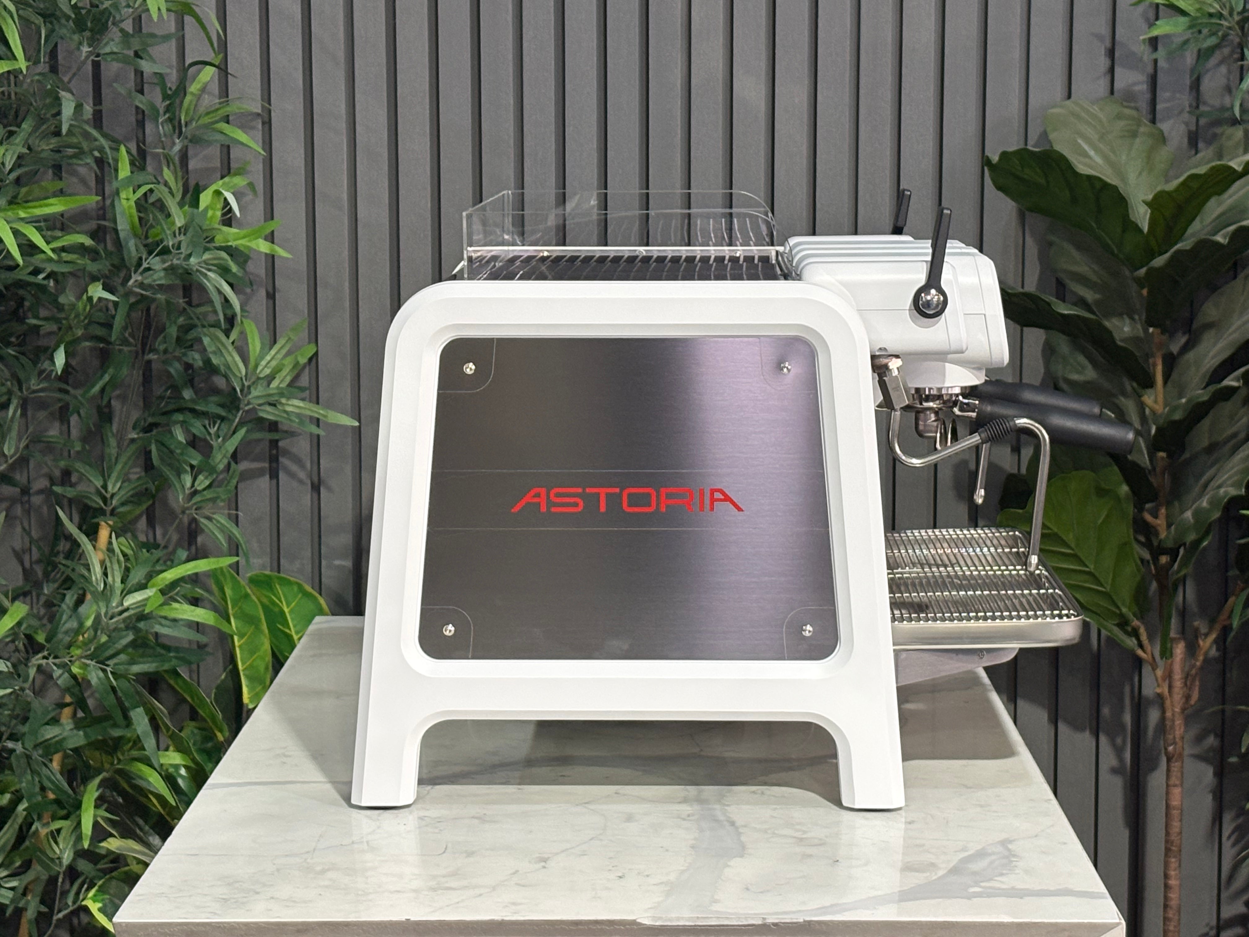 Astoria AB200 2 Group Compact White – New