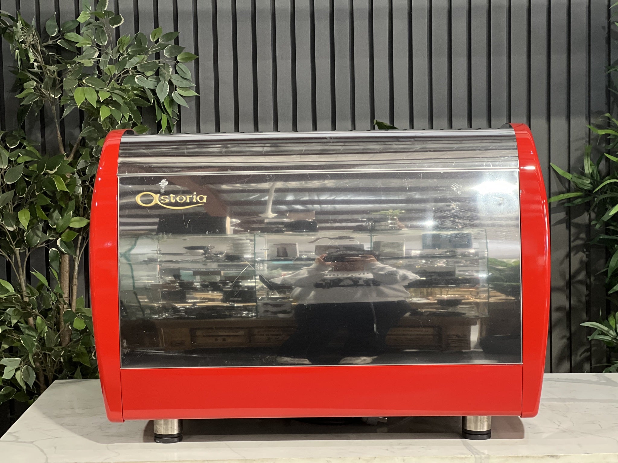 Astoria Forma 2 Group Red - Used