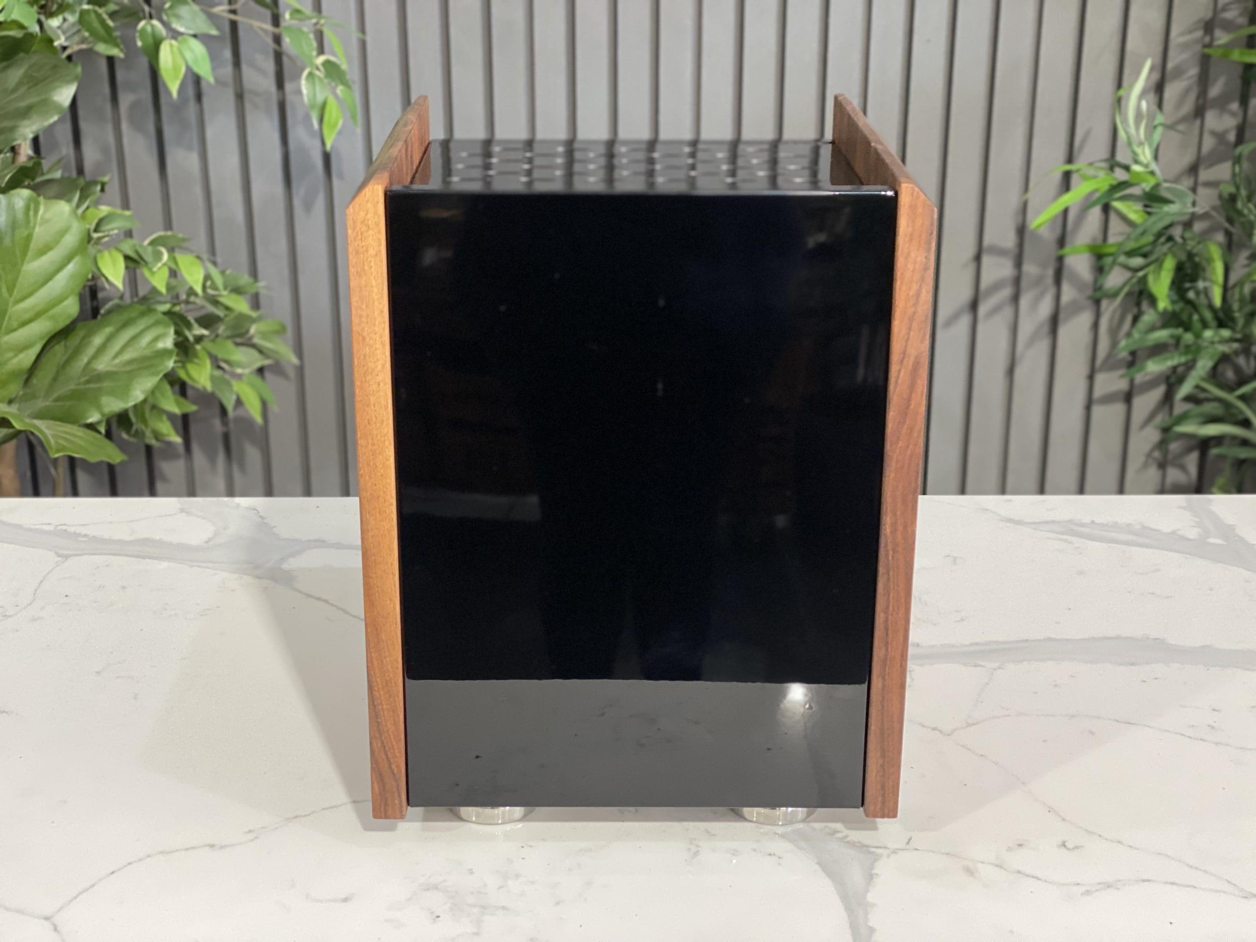 Bellezza Chiara Leva 1 Group New Black & Timber - New