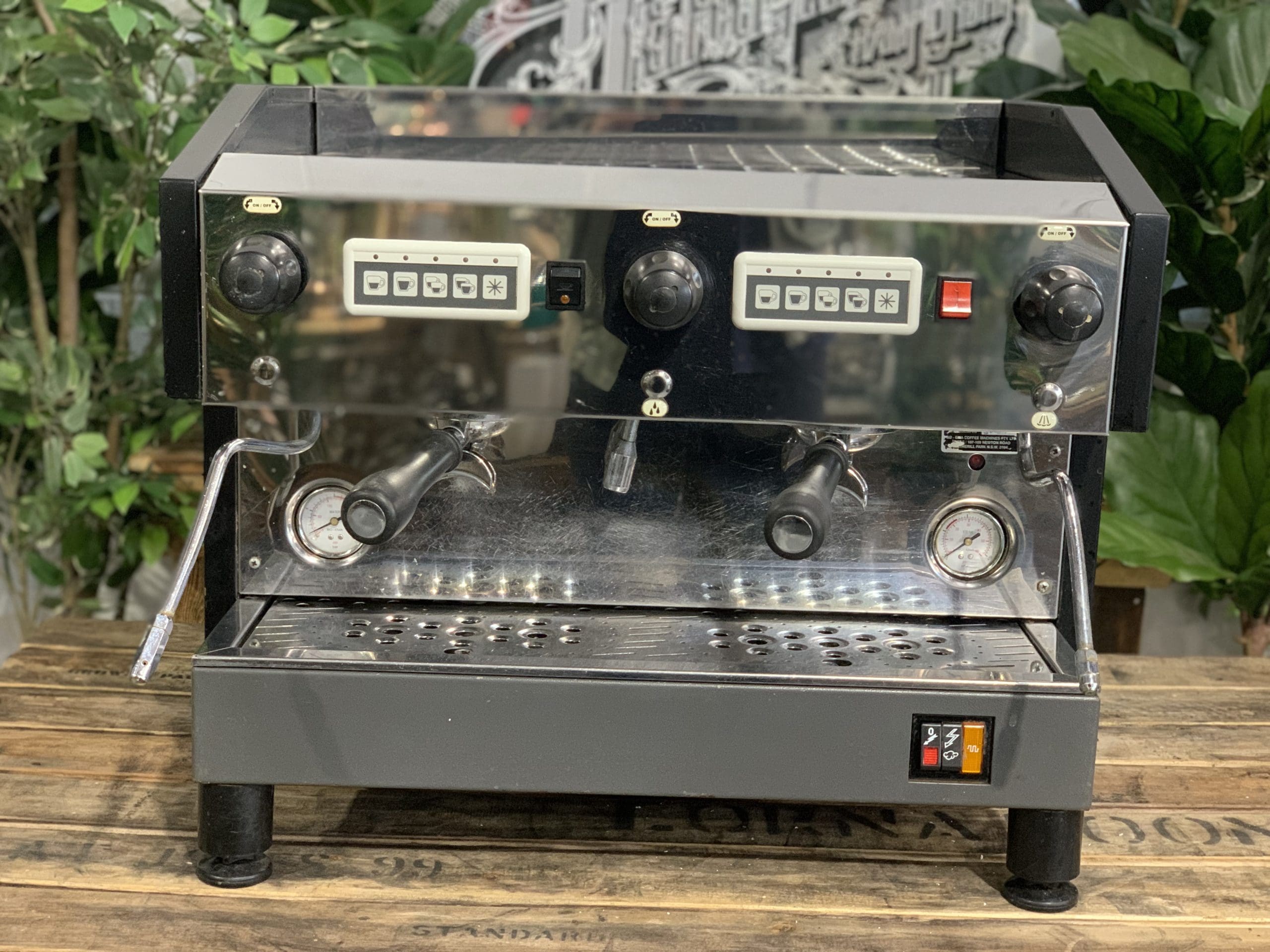 Boema Deluxe D-V215A Low Cup 2 Group Black Espresso Coffee Machine - Used