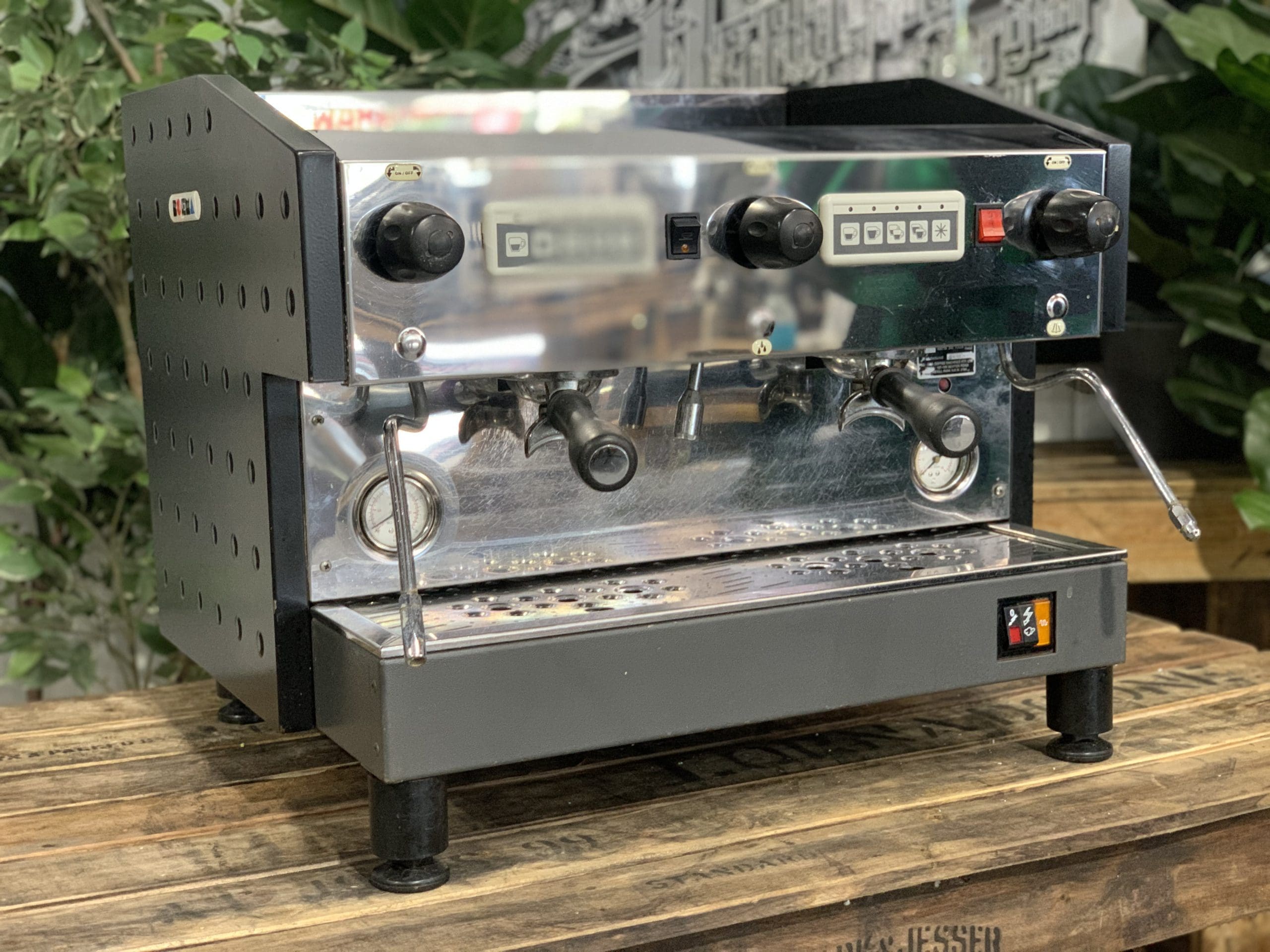 Boema Deluxe D-V215A Low Cup 2 Group Black Espresso Coffee Machine - Used