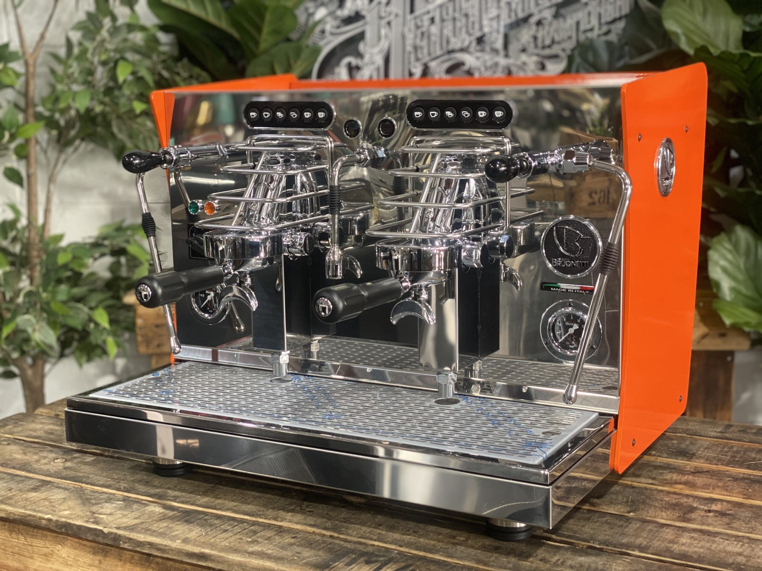 Brugnetti Giulia Manufactum 2 Group Custom Orange - New