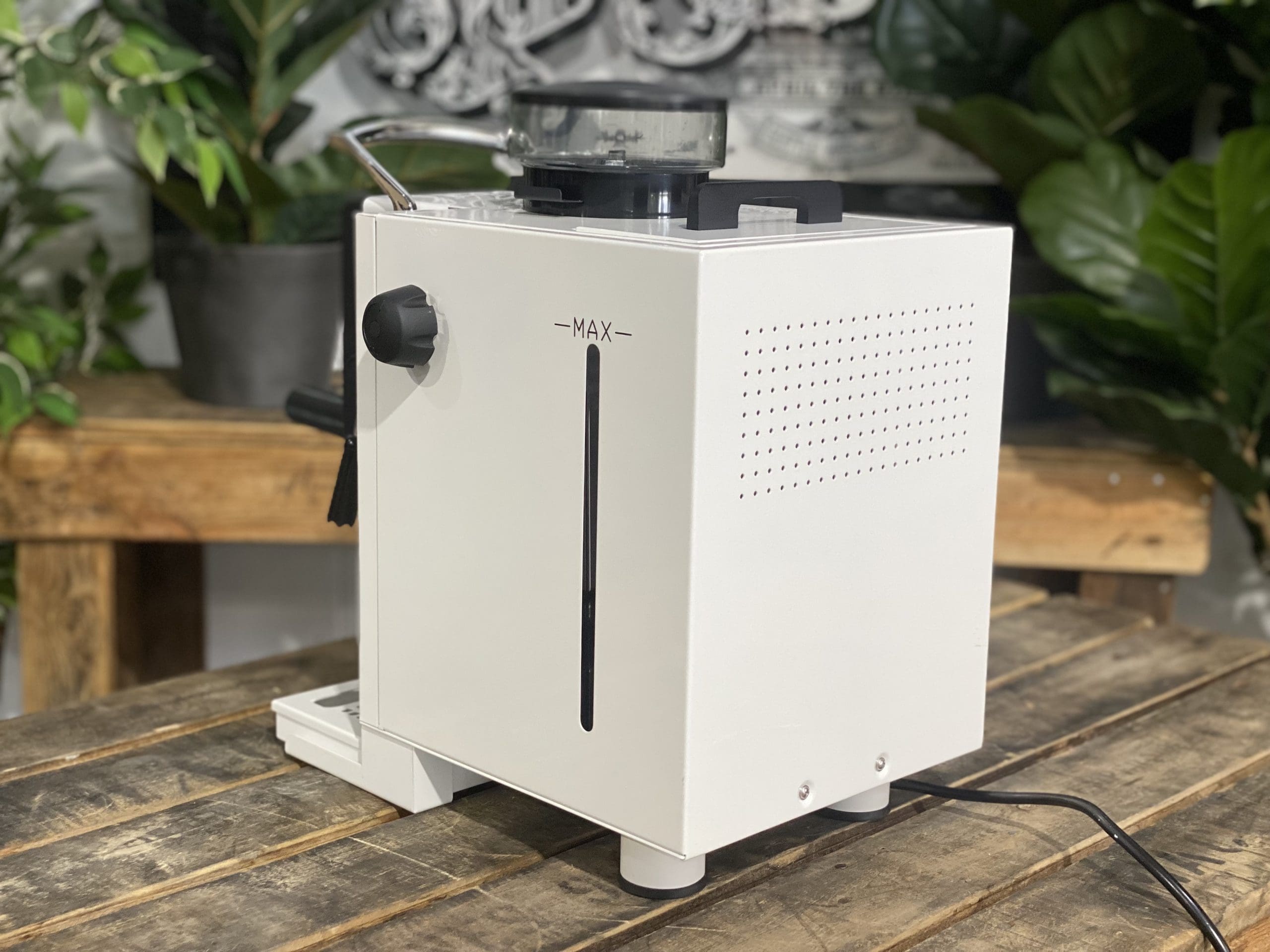 Cafello Tutto Junior V2 Espresso Machine White - New side view with conical burr grinder and steam wand.