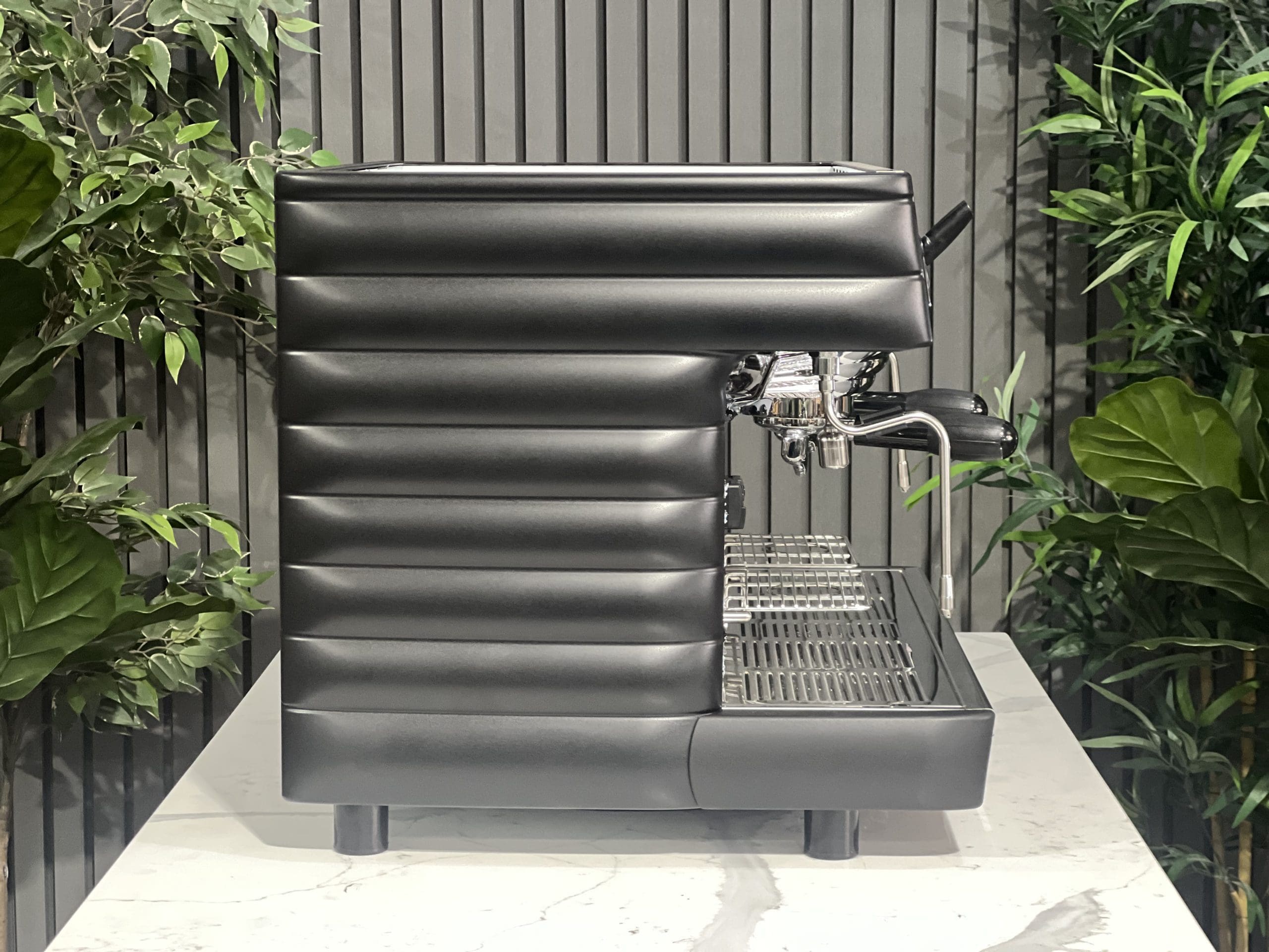 Caramali Bubble 2 Group Black - New