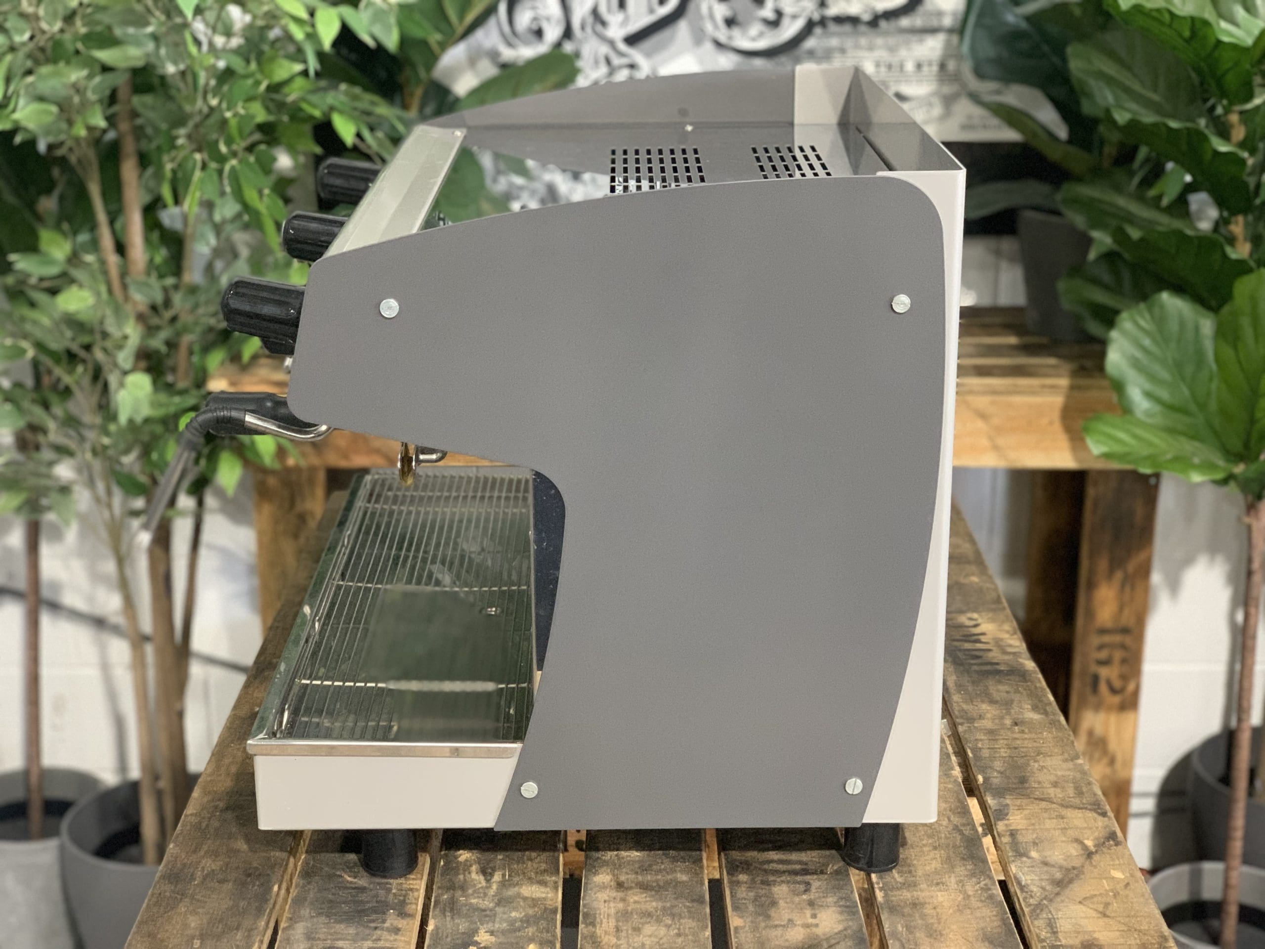 Carimali Pratica E2 2 Group Grey - Used