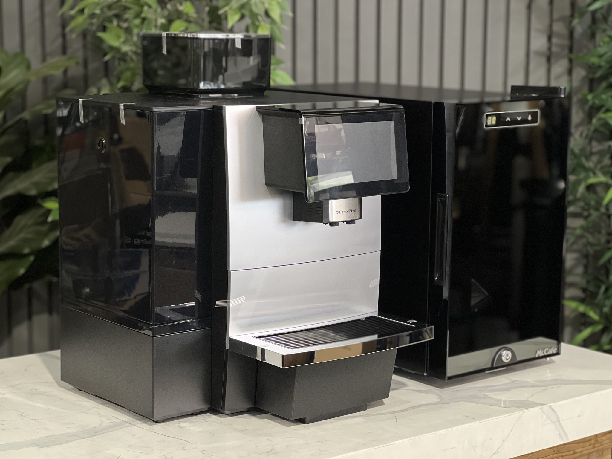 Dr Coffee F11 Big With SC08 Milk Fridge Fully Automatic New Black