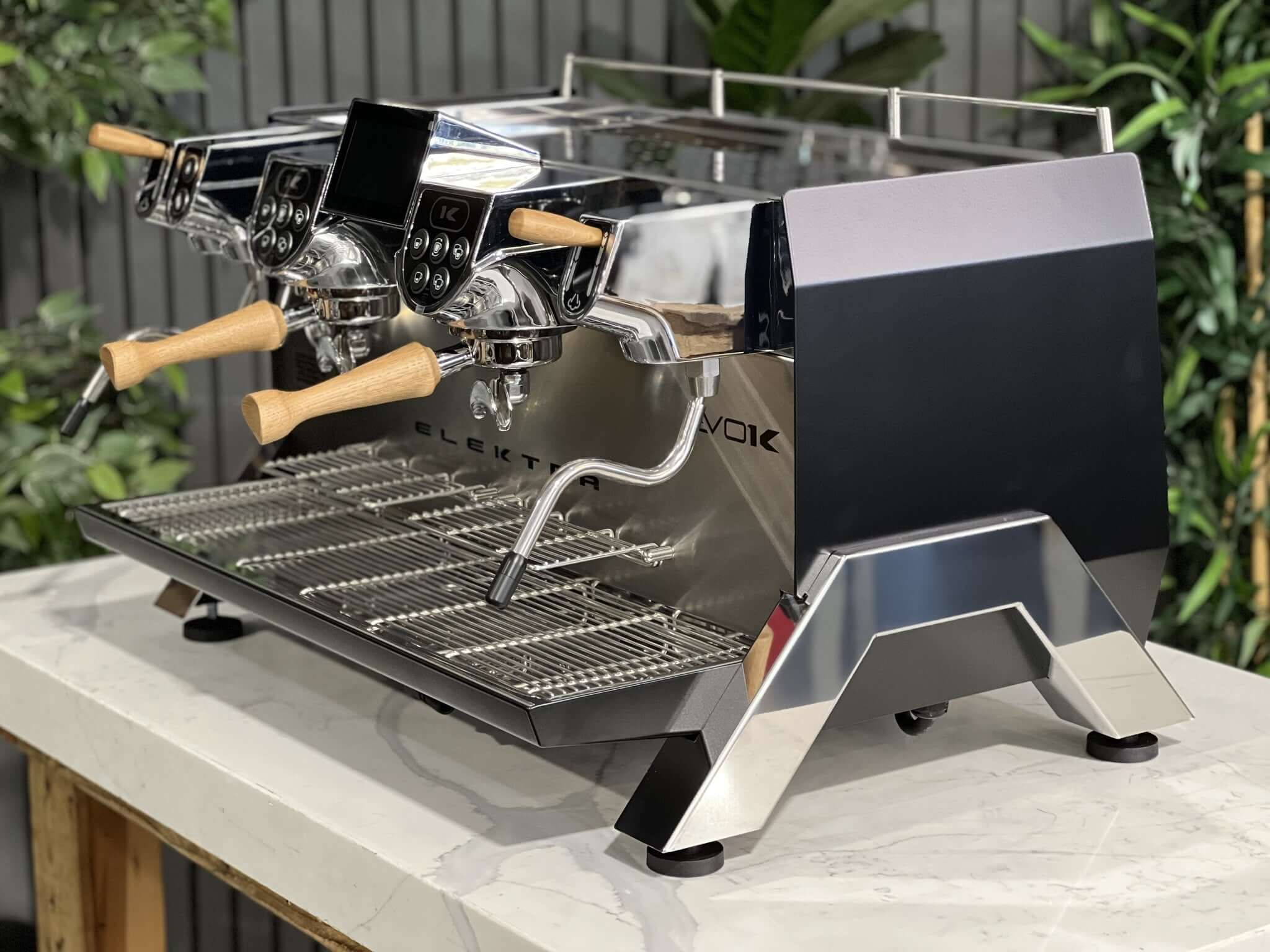 Elektra Evok 2 Group New Black & Stainless CMT