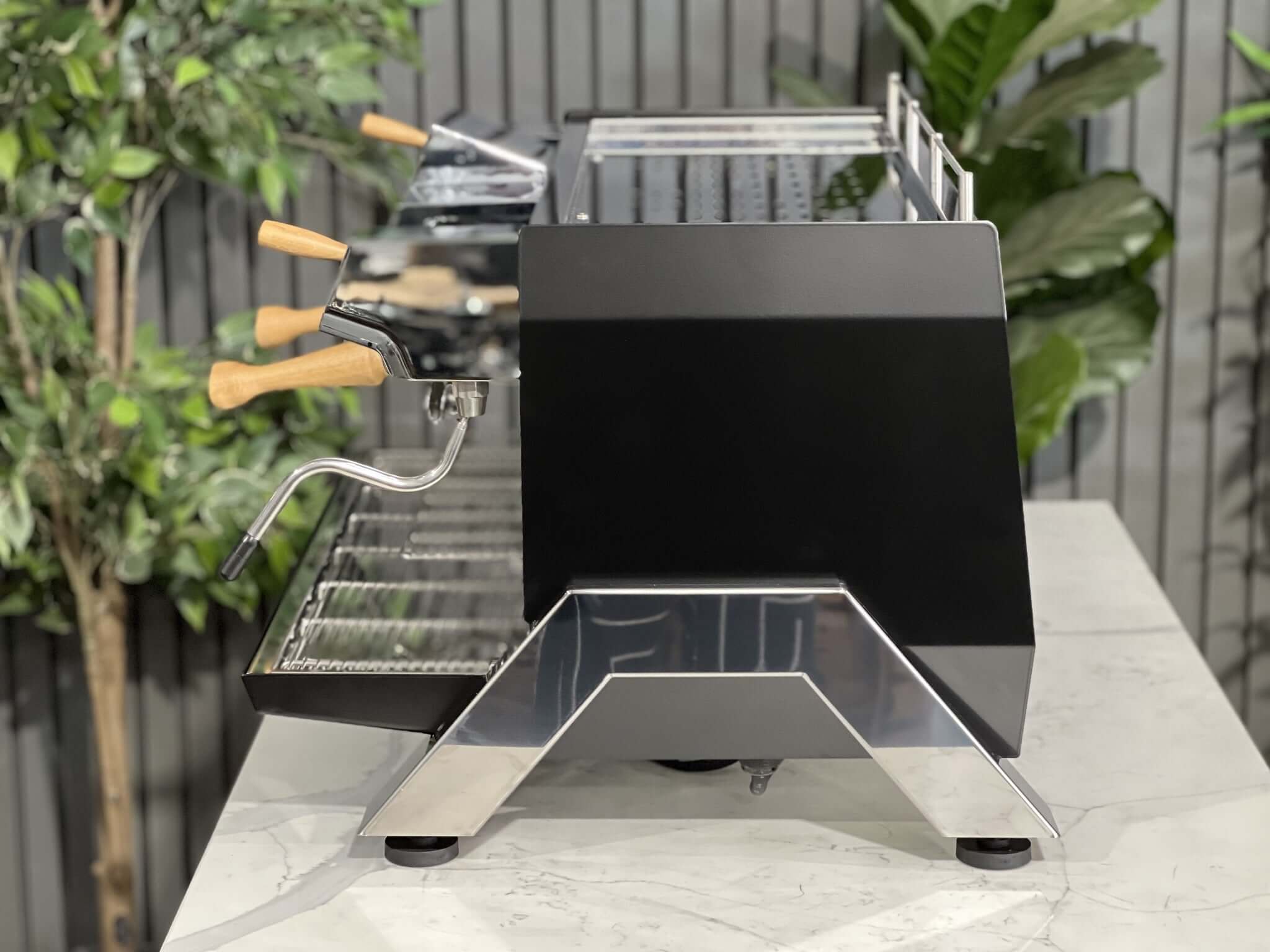 Elektra Evok 2 Group New Black & Stainless CMT