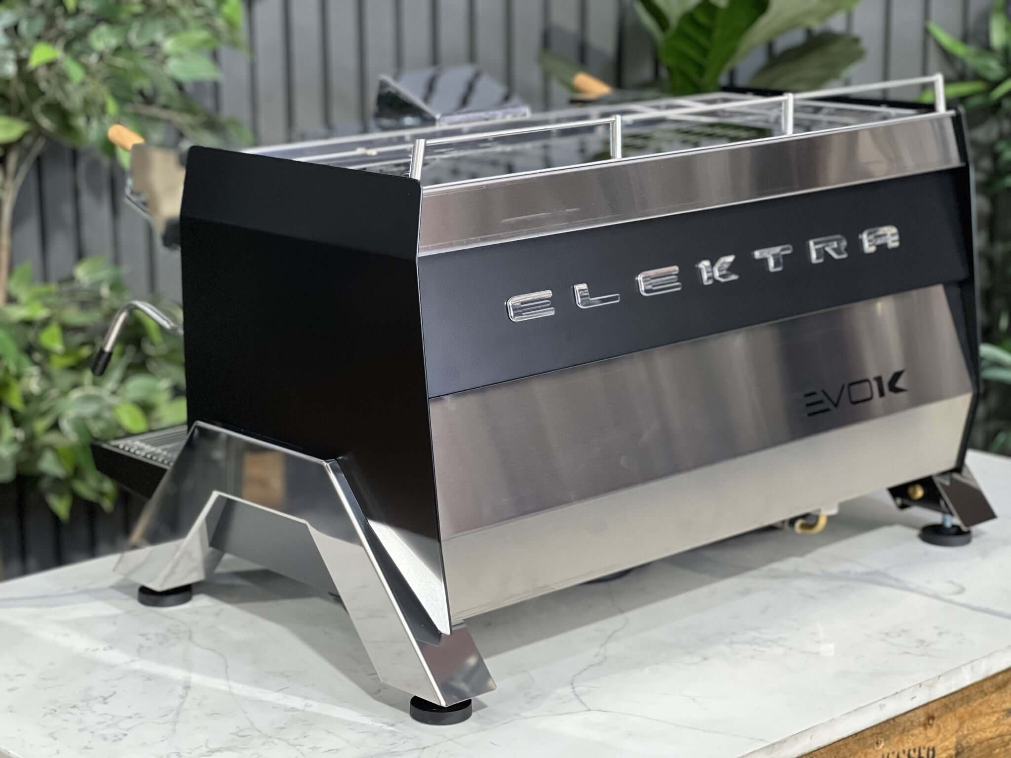 Elektra Evok 2 Group New Black & Stainless CMT