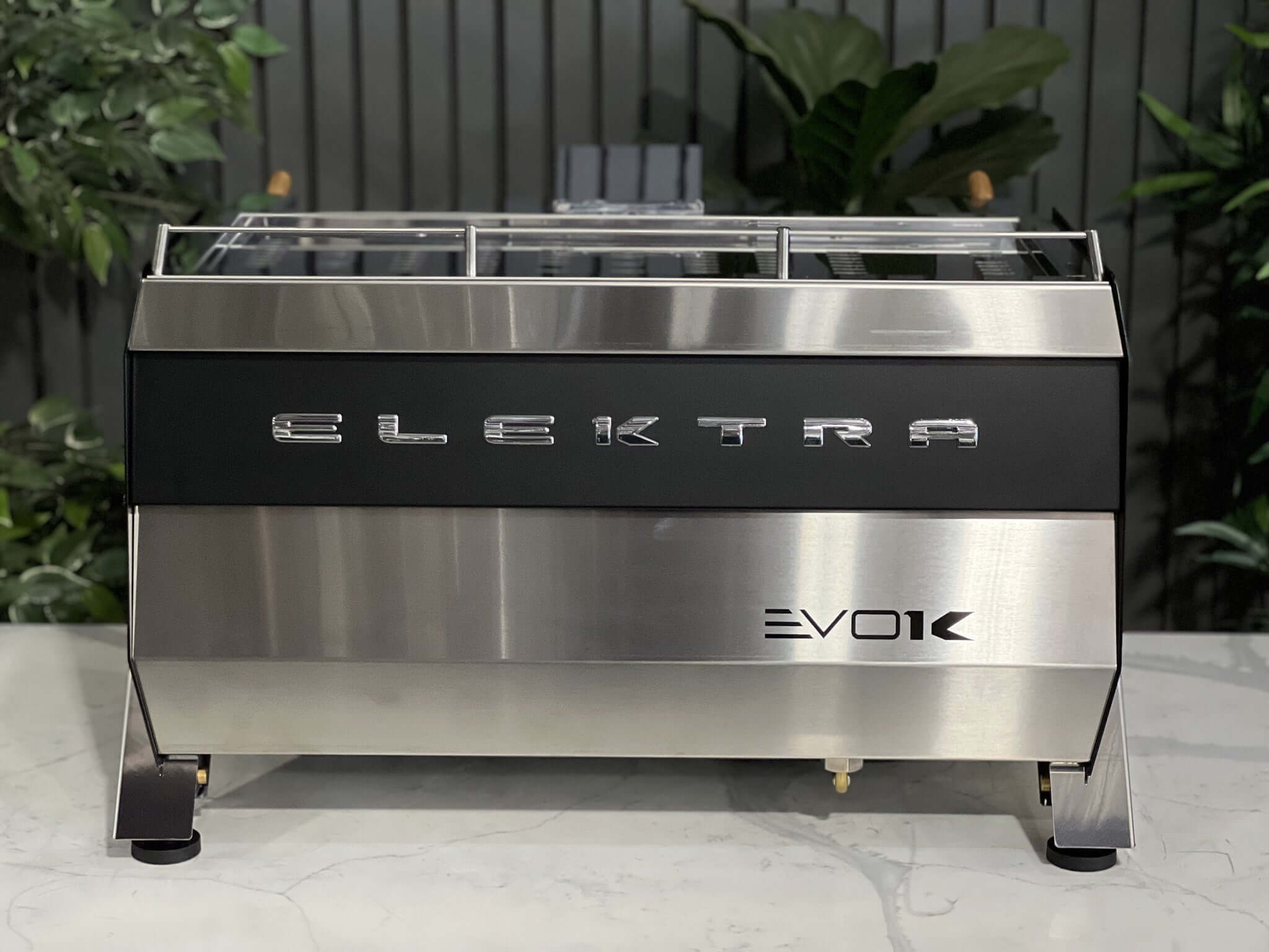 Elektra Evok 2 Group New Black & Stainless CMT