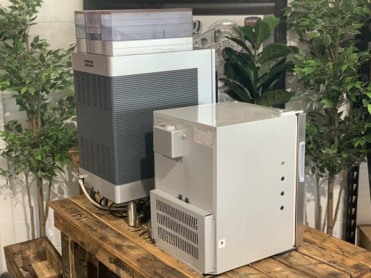 Franke Pura Fully Automatic with Fridge - Used