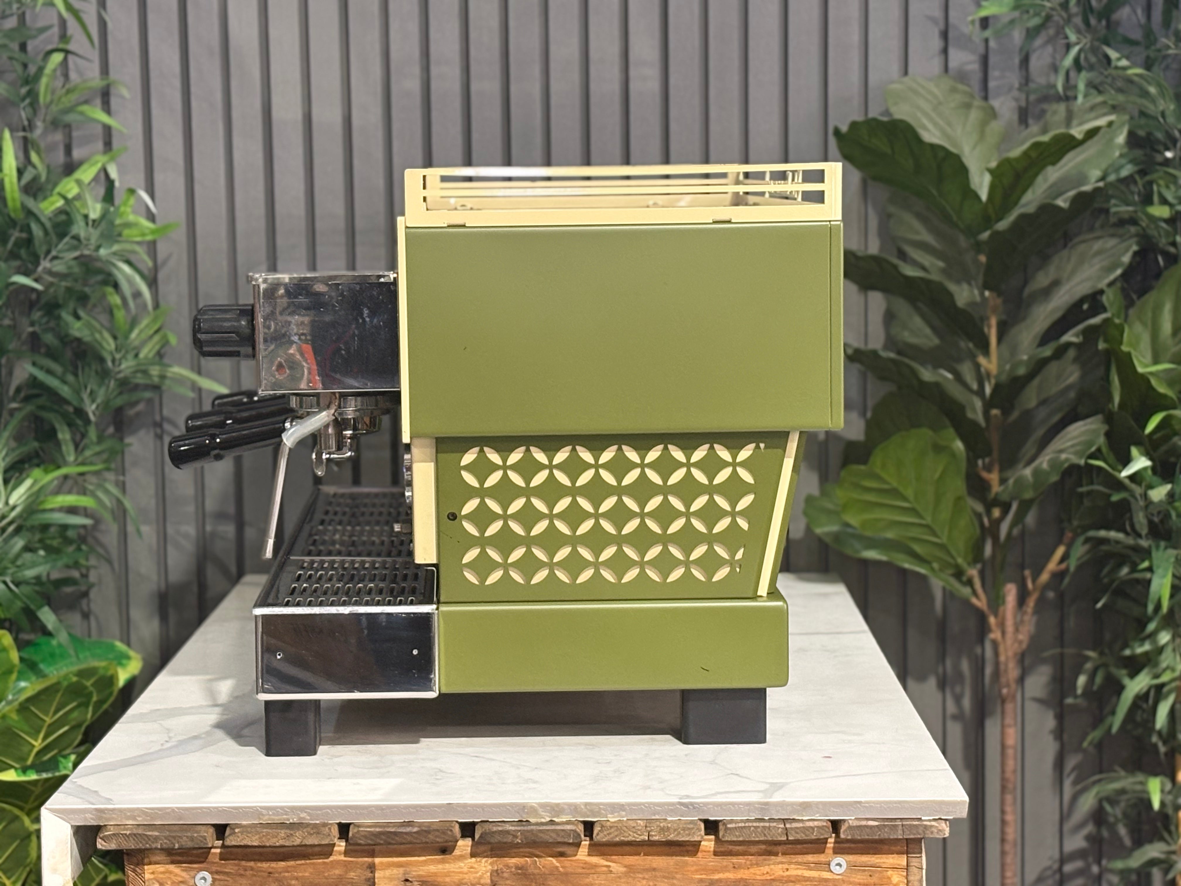 La Marzocco Linea Classic Green & Gold Cutout 3 Group Coffee Machine - Used