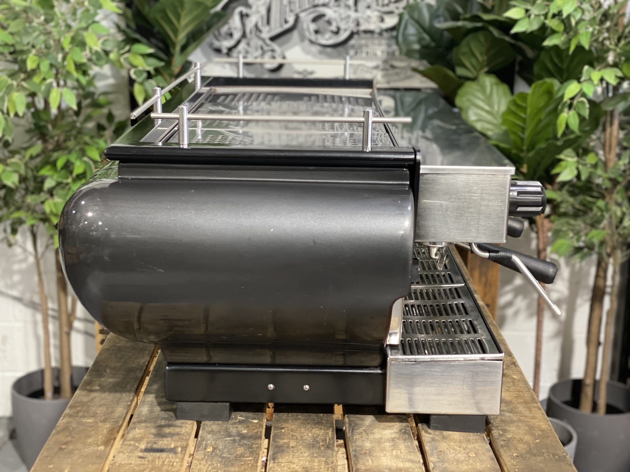La Marzocco FB70 3 Group Black - Used