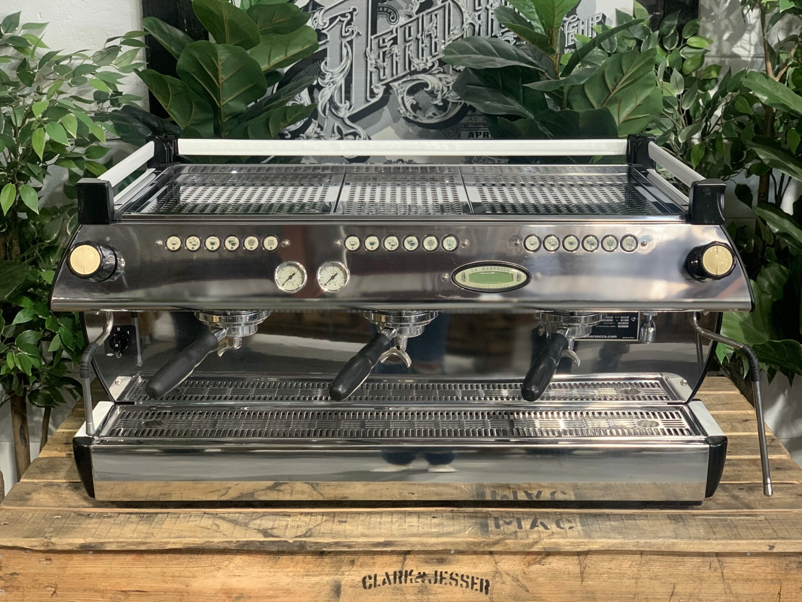 La Marzocco GB5 3 Group White Black - Used