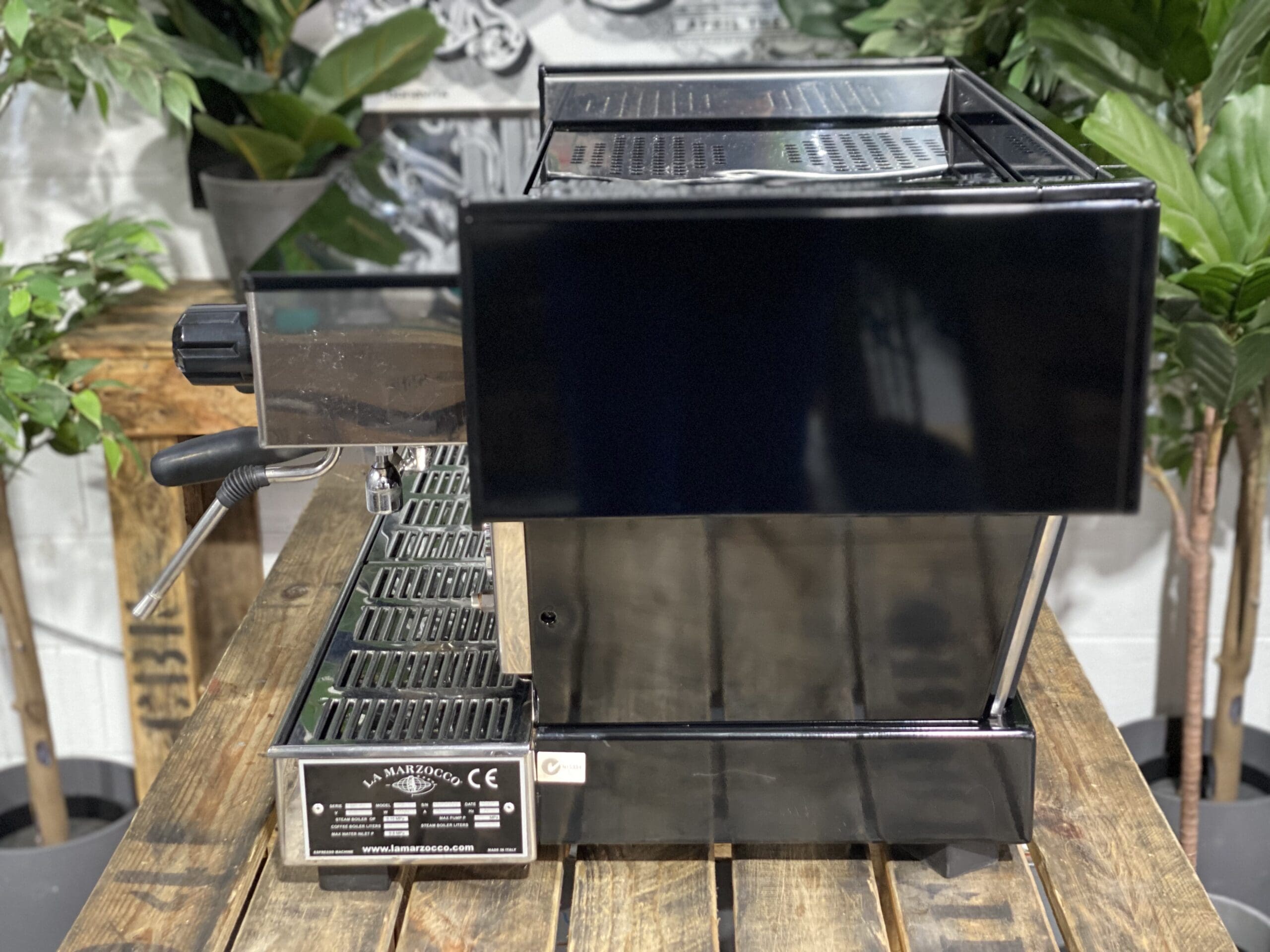 La  Marzocco Linea Classic 2 Group Black - Used