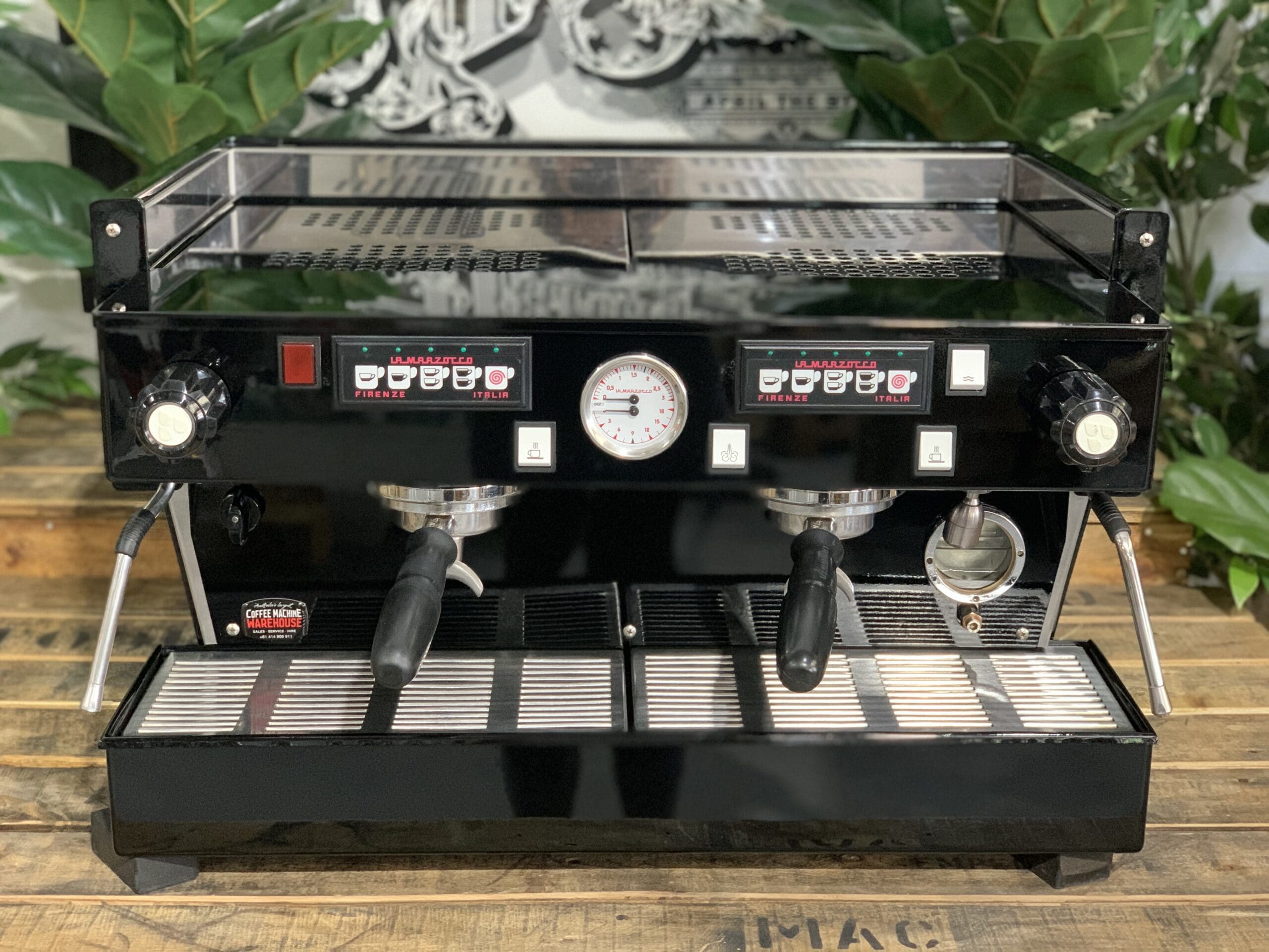 La Marzocco Linea Classic 2 Group Custom Gloss Black - Used