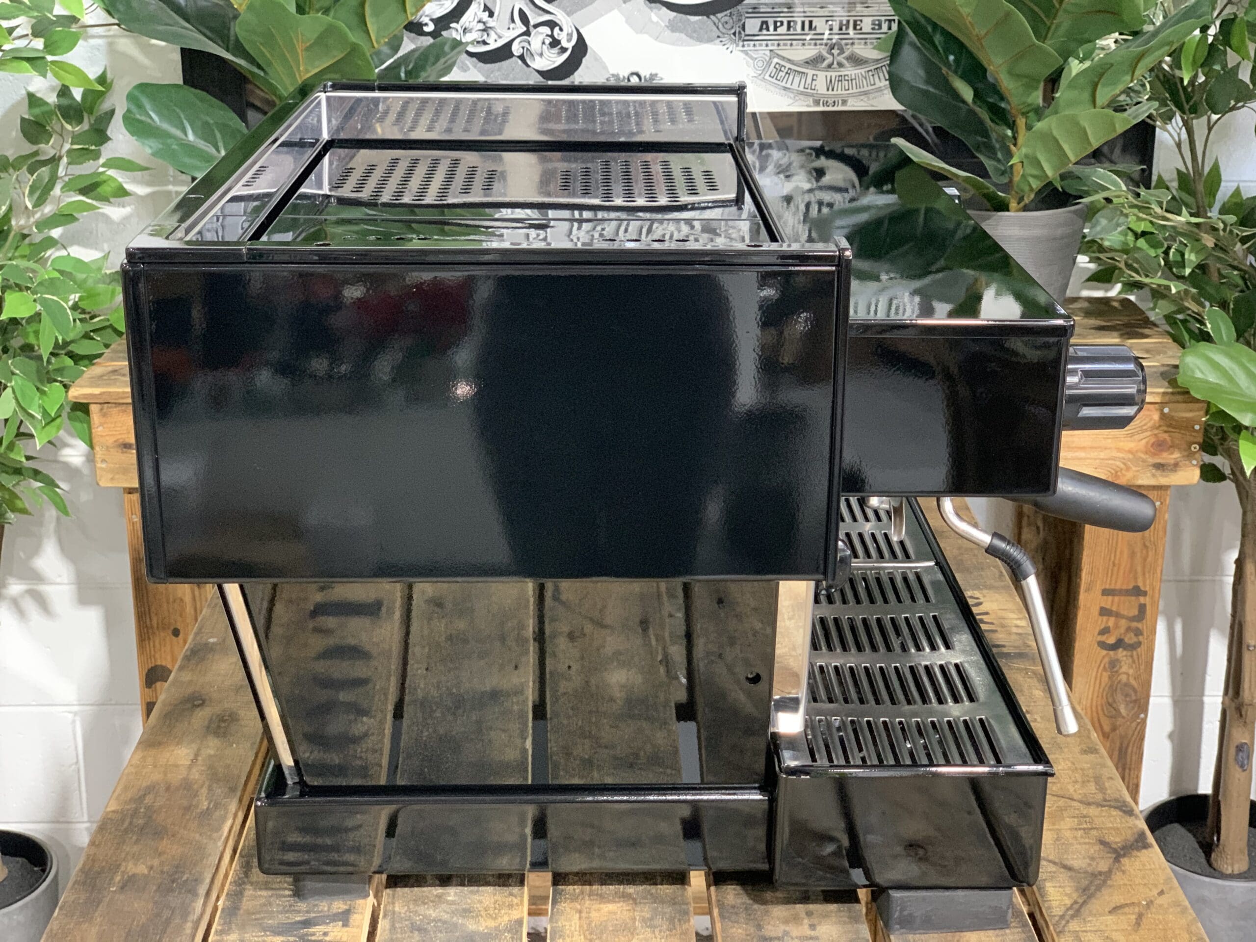 La Marzocco Linea Classic 2 Group Custom Gloss Black - Used