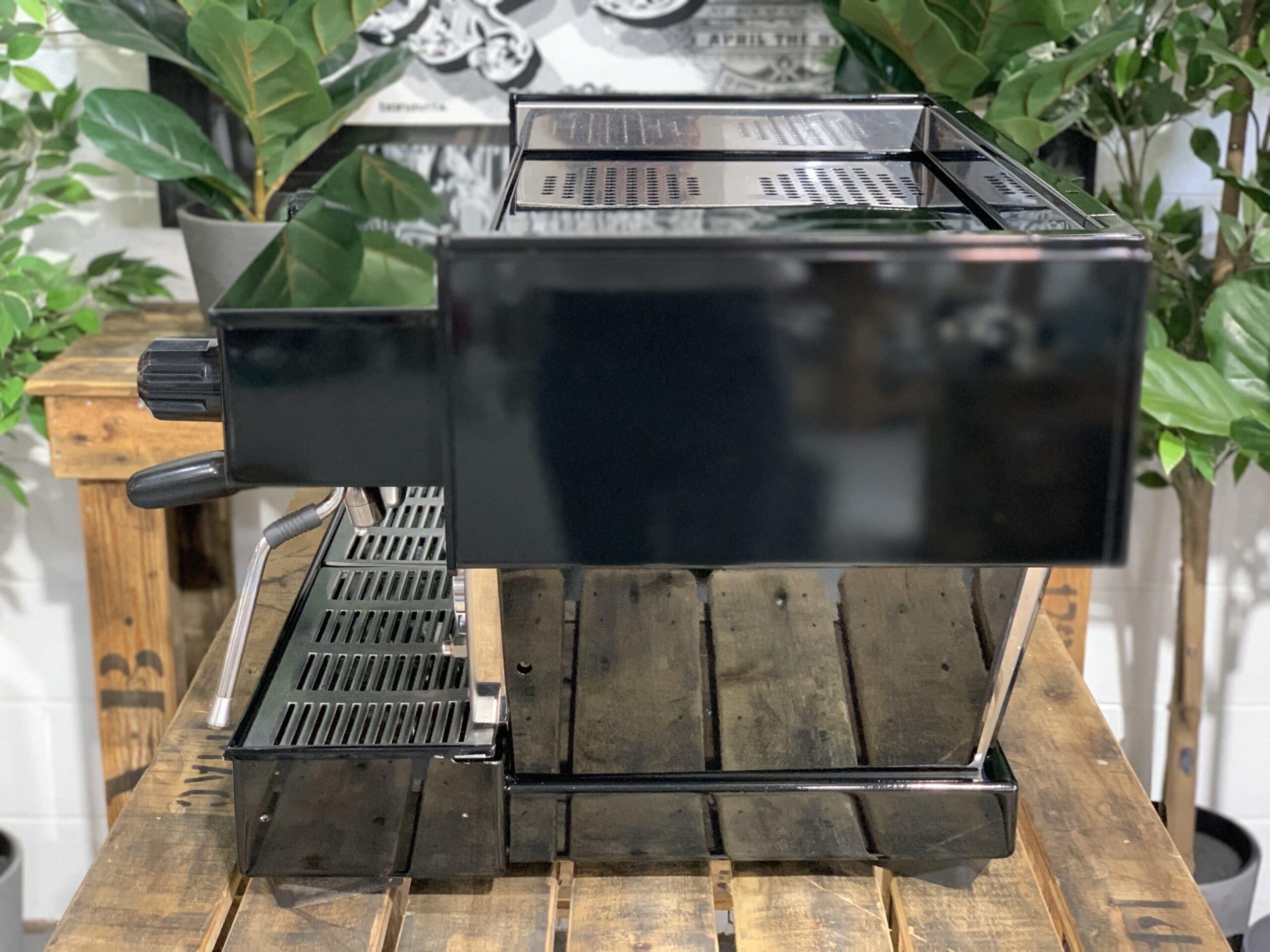 La Marzocco Linea Classic 2 Group Custom Gloss Black - Used