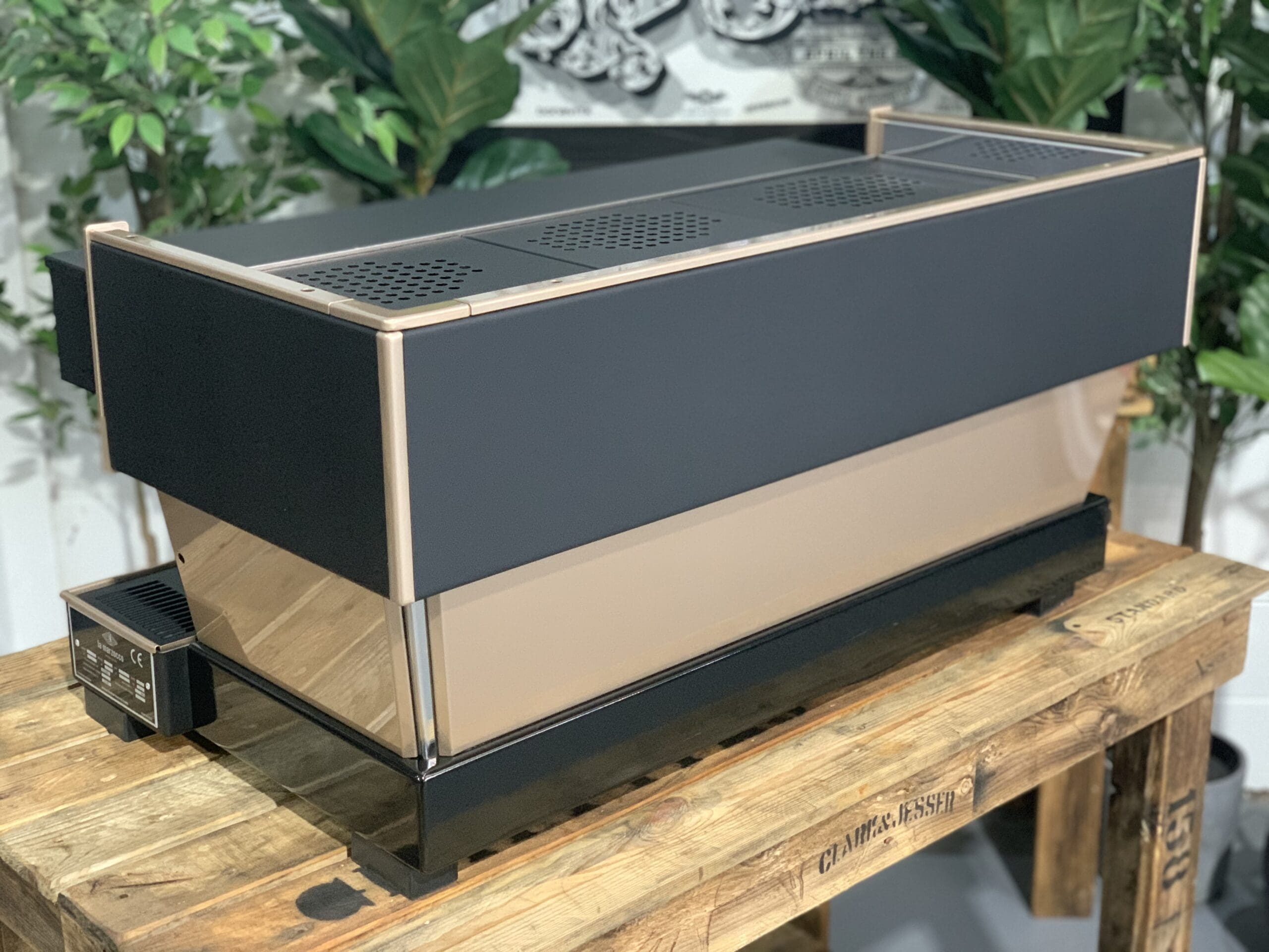 La Marzocco Linea Classic 3 Group Black & Rose Gold - Used