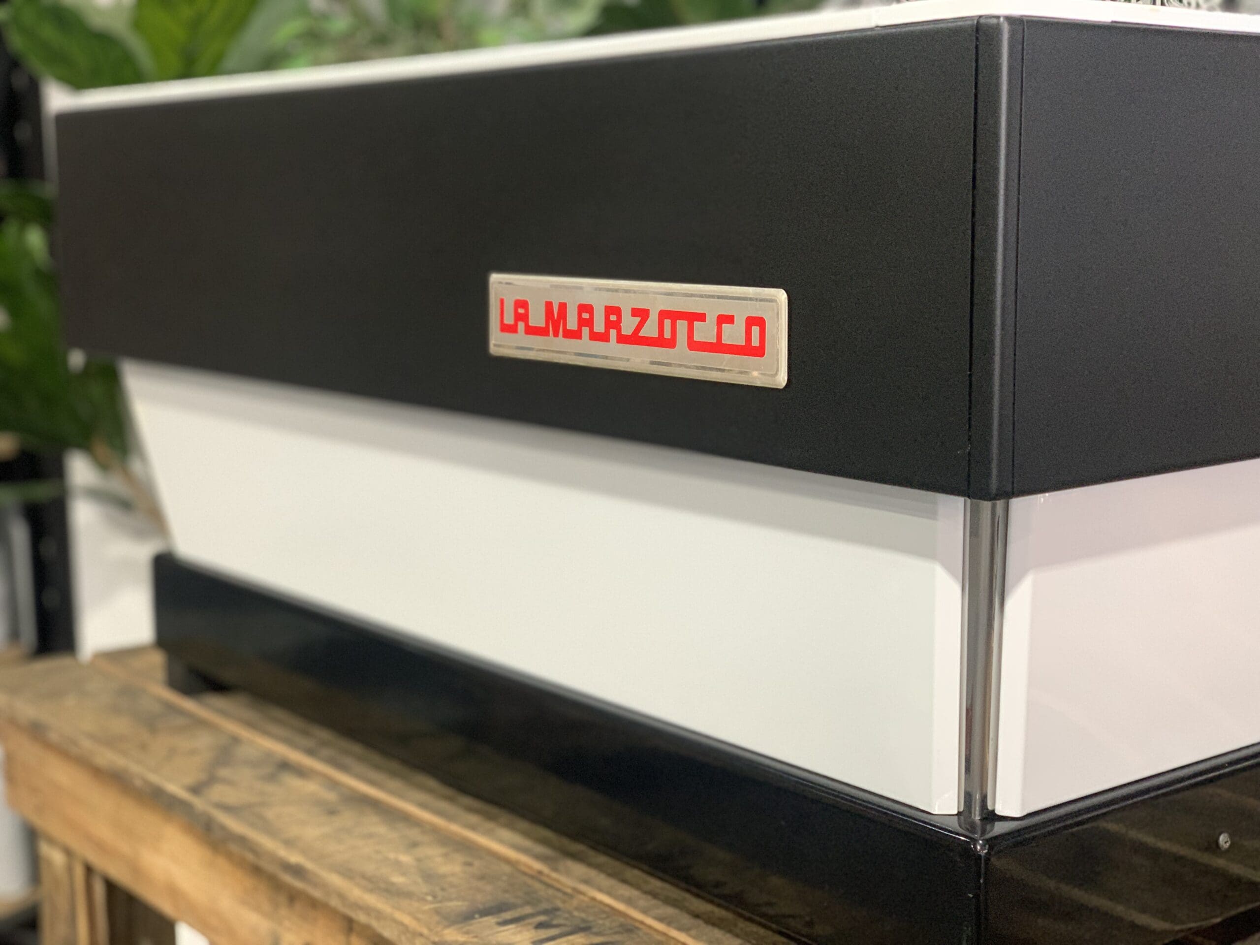 La Marzocco Linea Classic 3 Group White & Black - Used