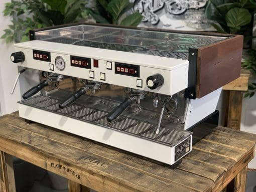 La  Marzocco Linea 3 Group White & Timber w. Chronos - Used