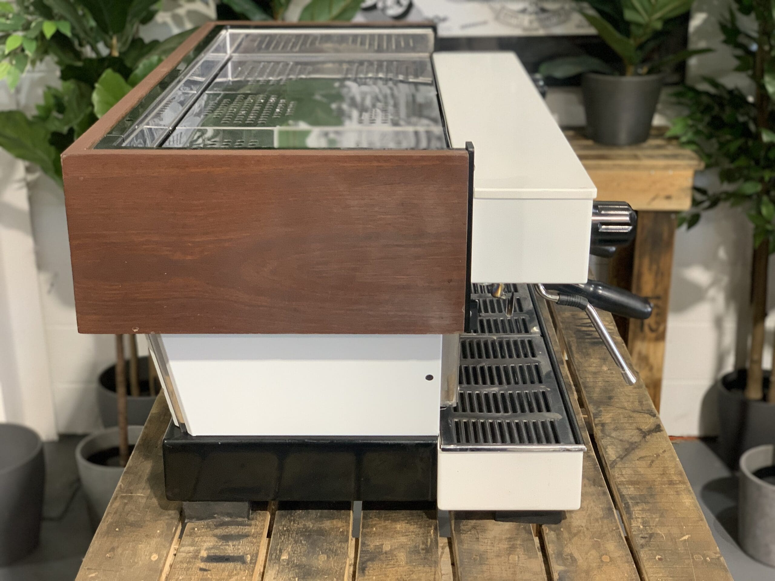 La Marzocco Linea Classic Chrono Touch Pads 3 Group White/Wood - Used