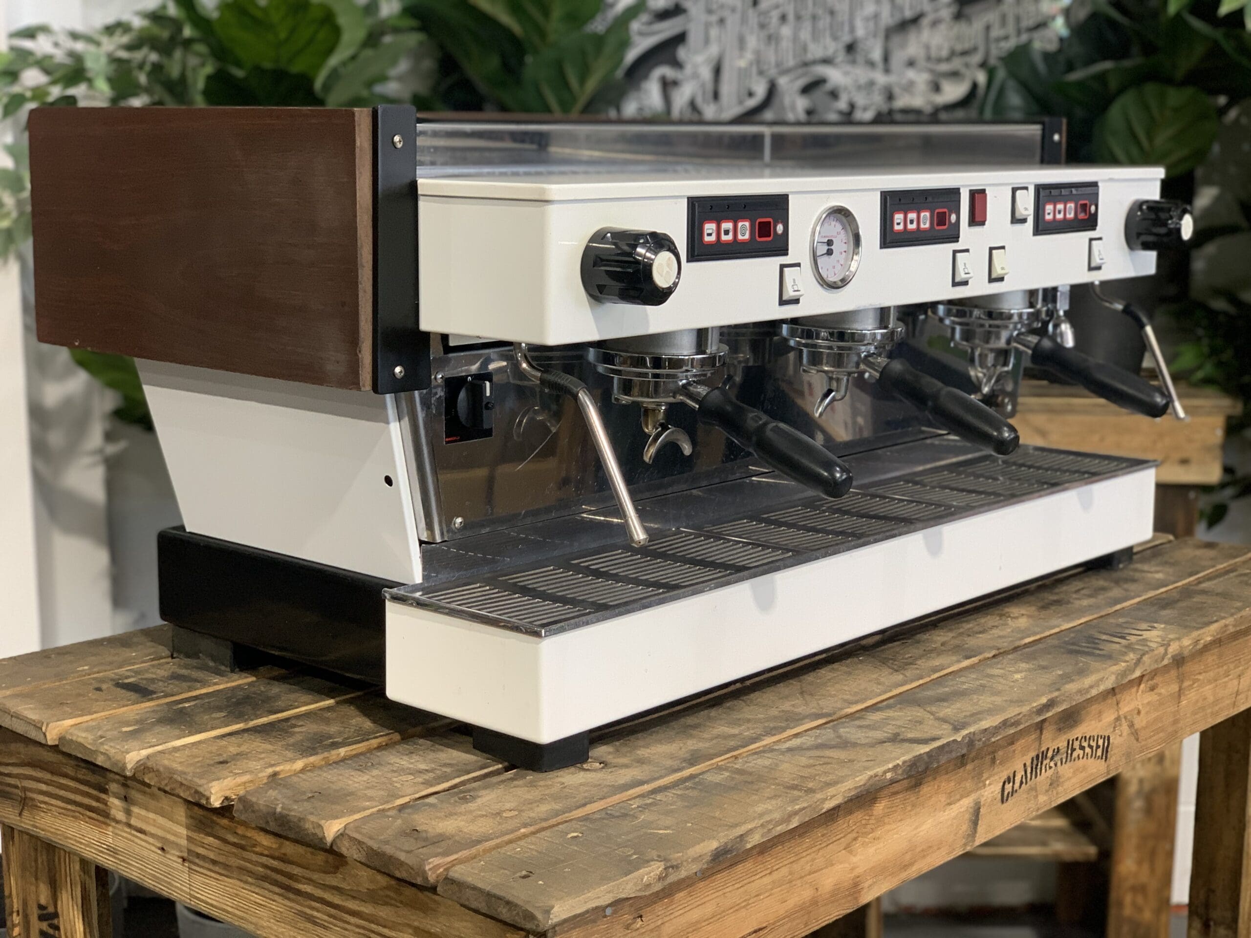 La Marzocco Linea Classic Chrono Touch Pads 3 Group White/Wood - Used