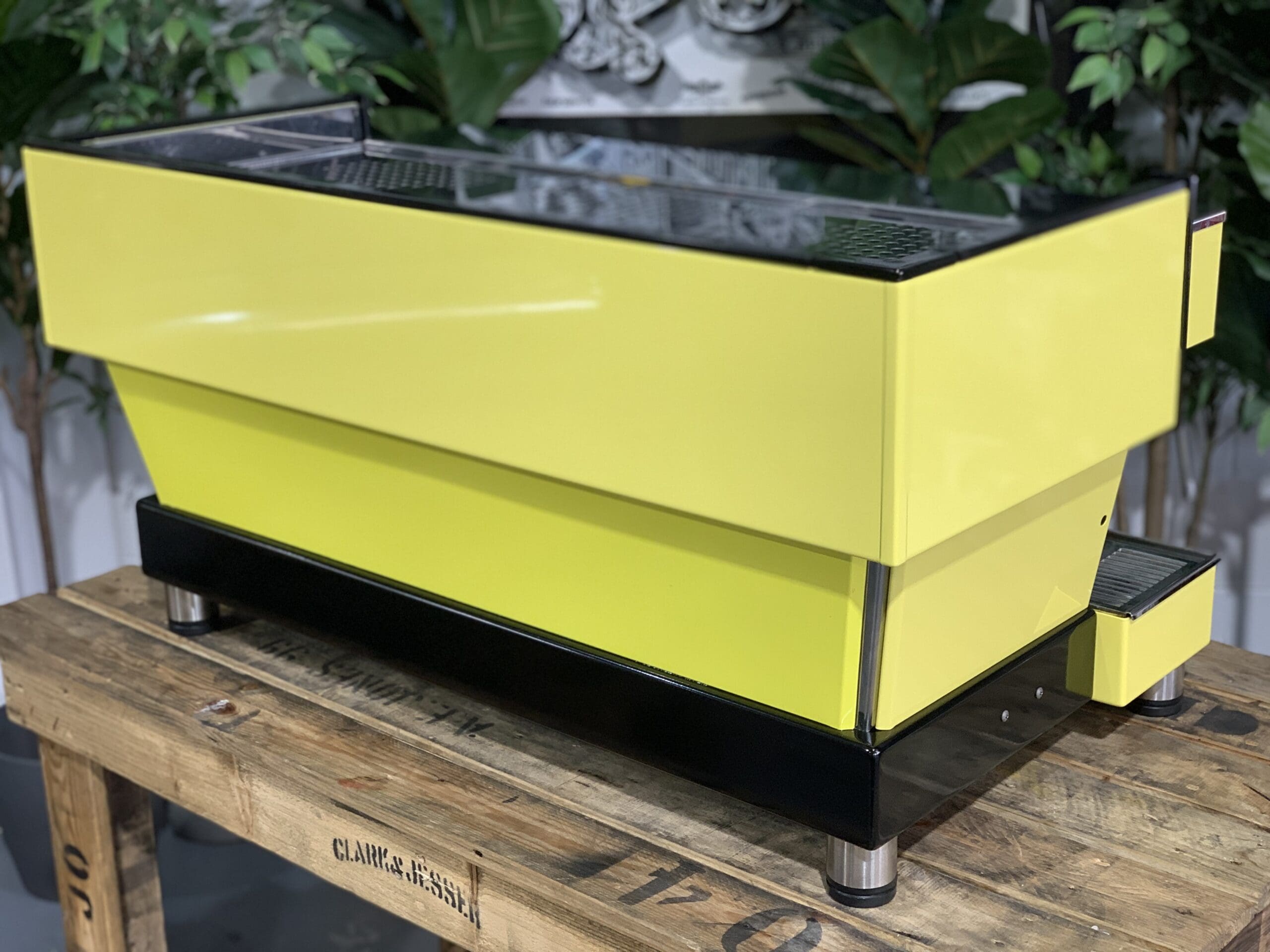 La Marzocco Linea Classic 3 Group Lego Yellow - Used