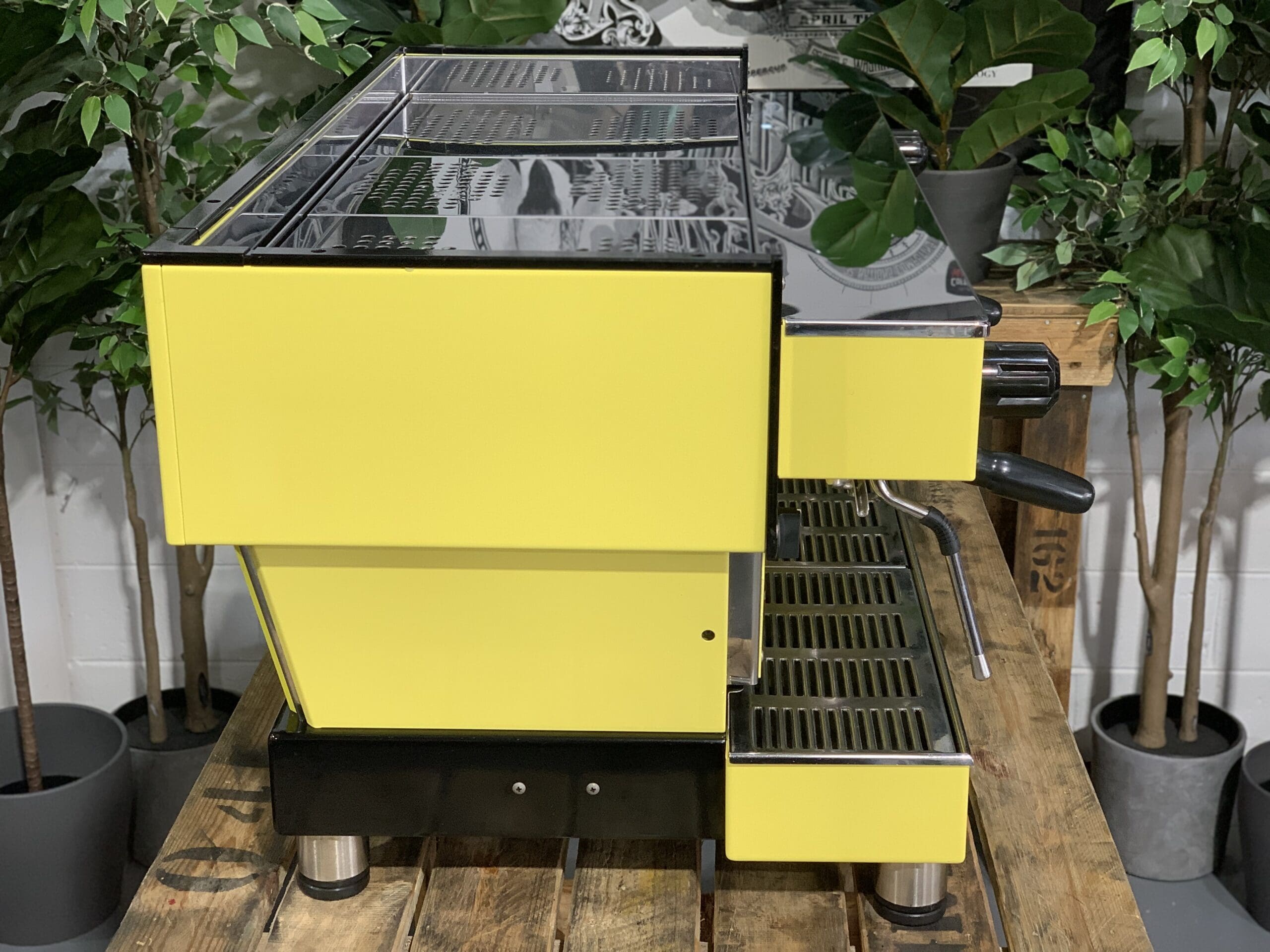 La Marzocco Linea Classic 3 Group Lego Yellow - Used