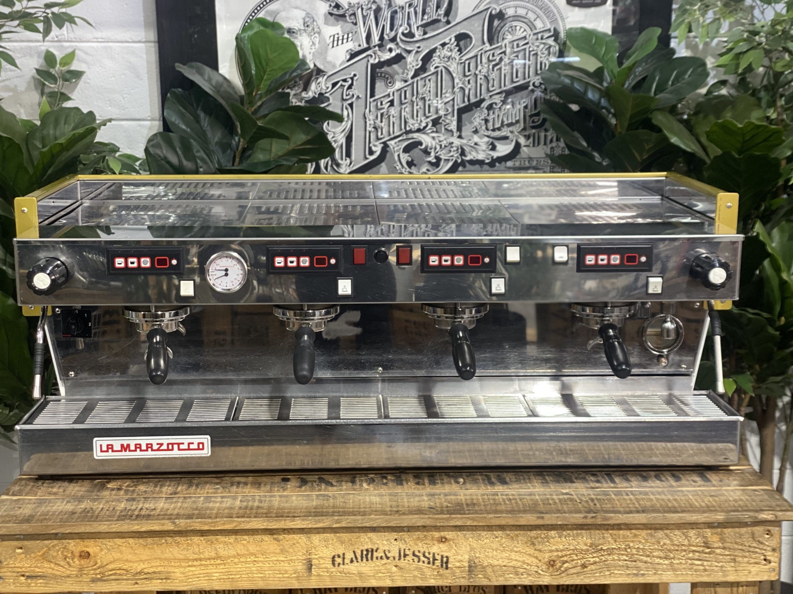 La Marzocco Linea Classic Chrono Touch Pads 4 Group Coffee Machine White & Gold - Used