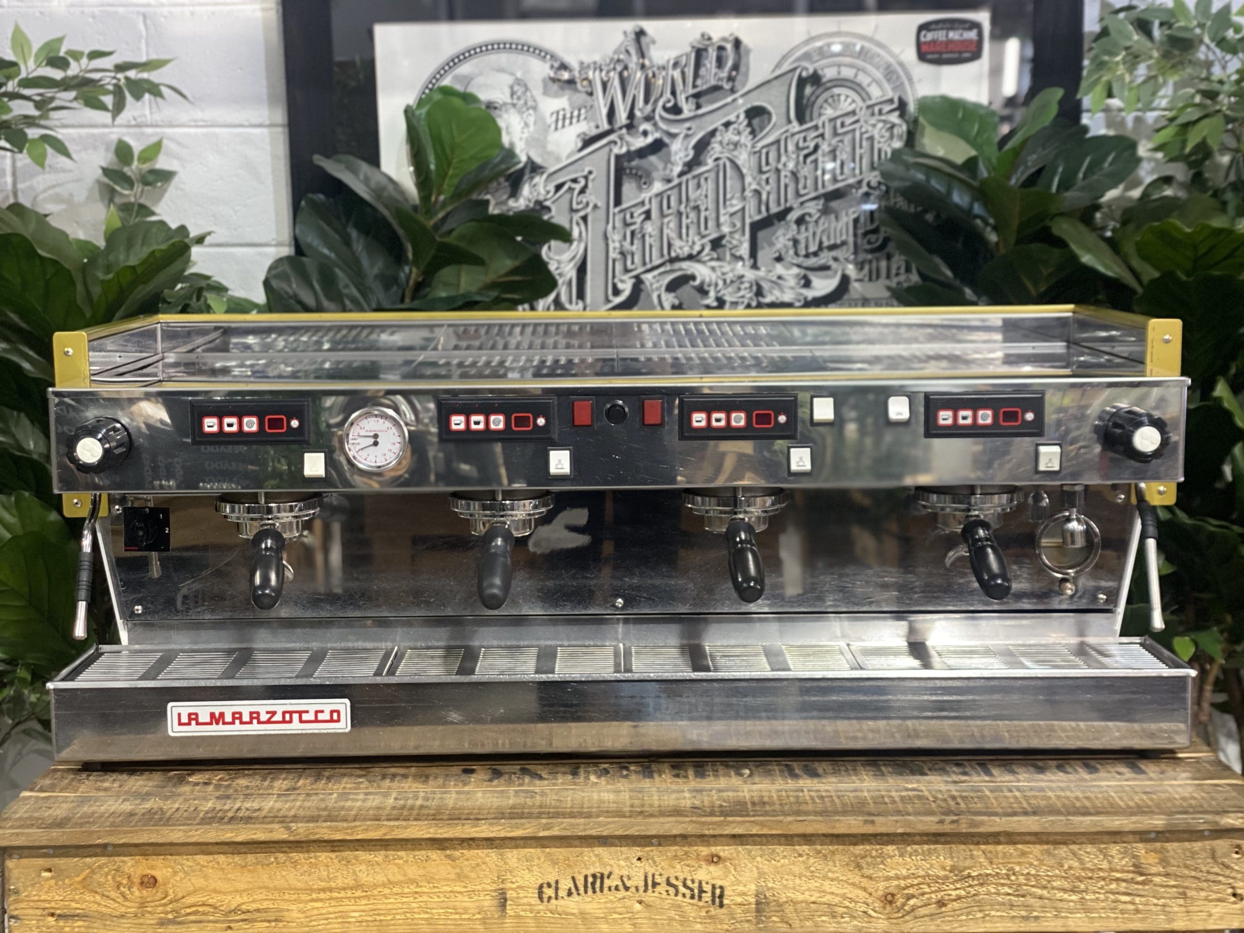 La Marzocco Linea Classic Chrono Touch Pads 4 Group Coffee Machine White & Gold - Used