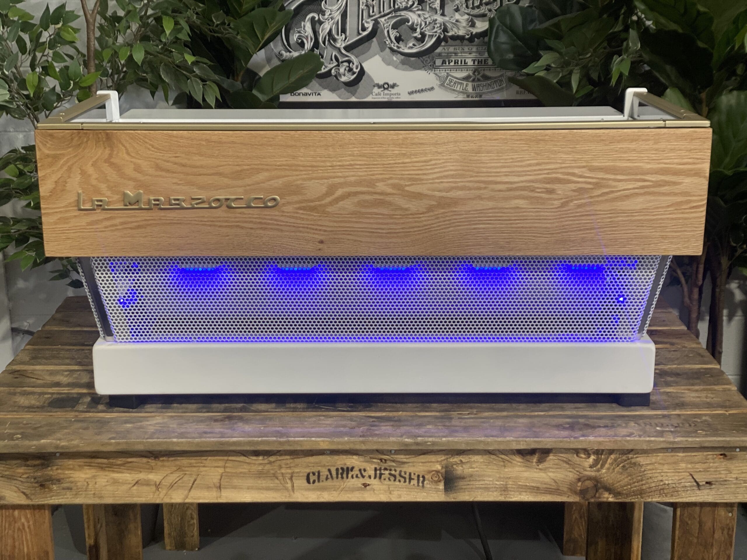 La Marzocco Linea Classic 3 Group White/Timber & LED Cutout - Used