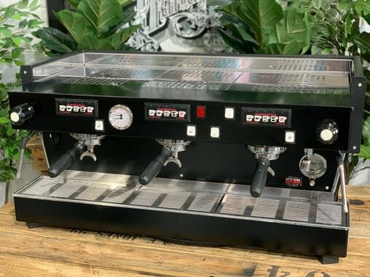 La Marzocco Linea Classic 3 Group Black on Black - Used