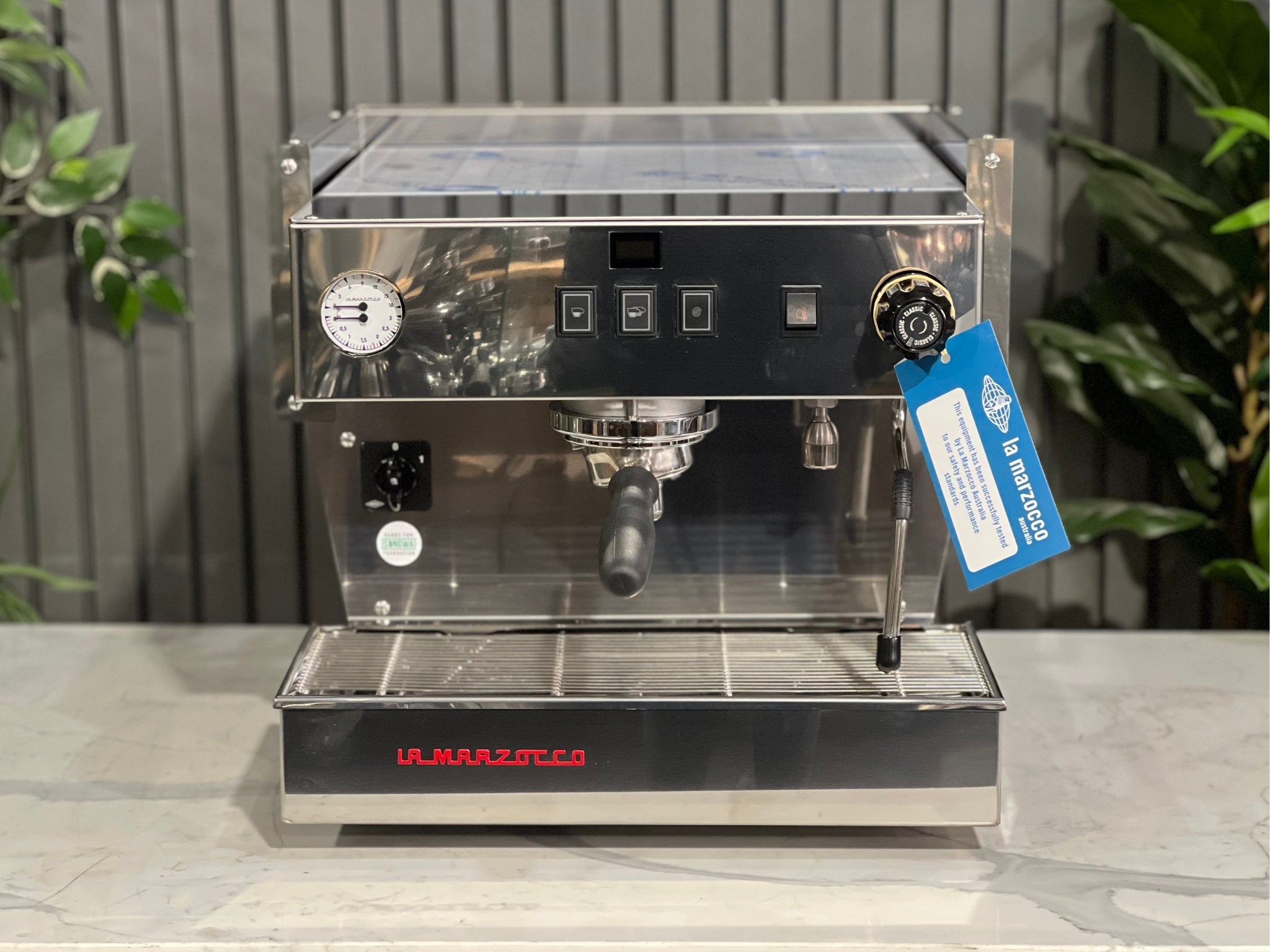 La Marzocco Linea Classic S AV 1 Group Coffee Machine Stainless – New espresso coffee machine in a clean front-on view, highlighting the stainless steel finish, group head, steam wands, and barista lights.