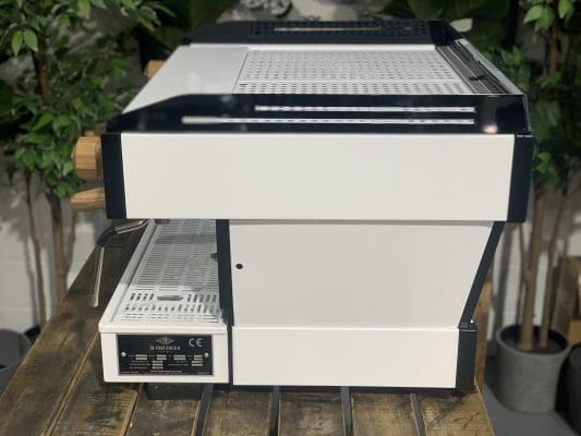 La Marzocco Linea PB 2 Group Black & White w. Timber Kit - Used