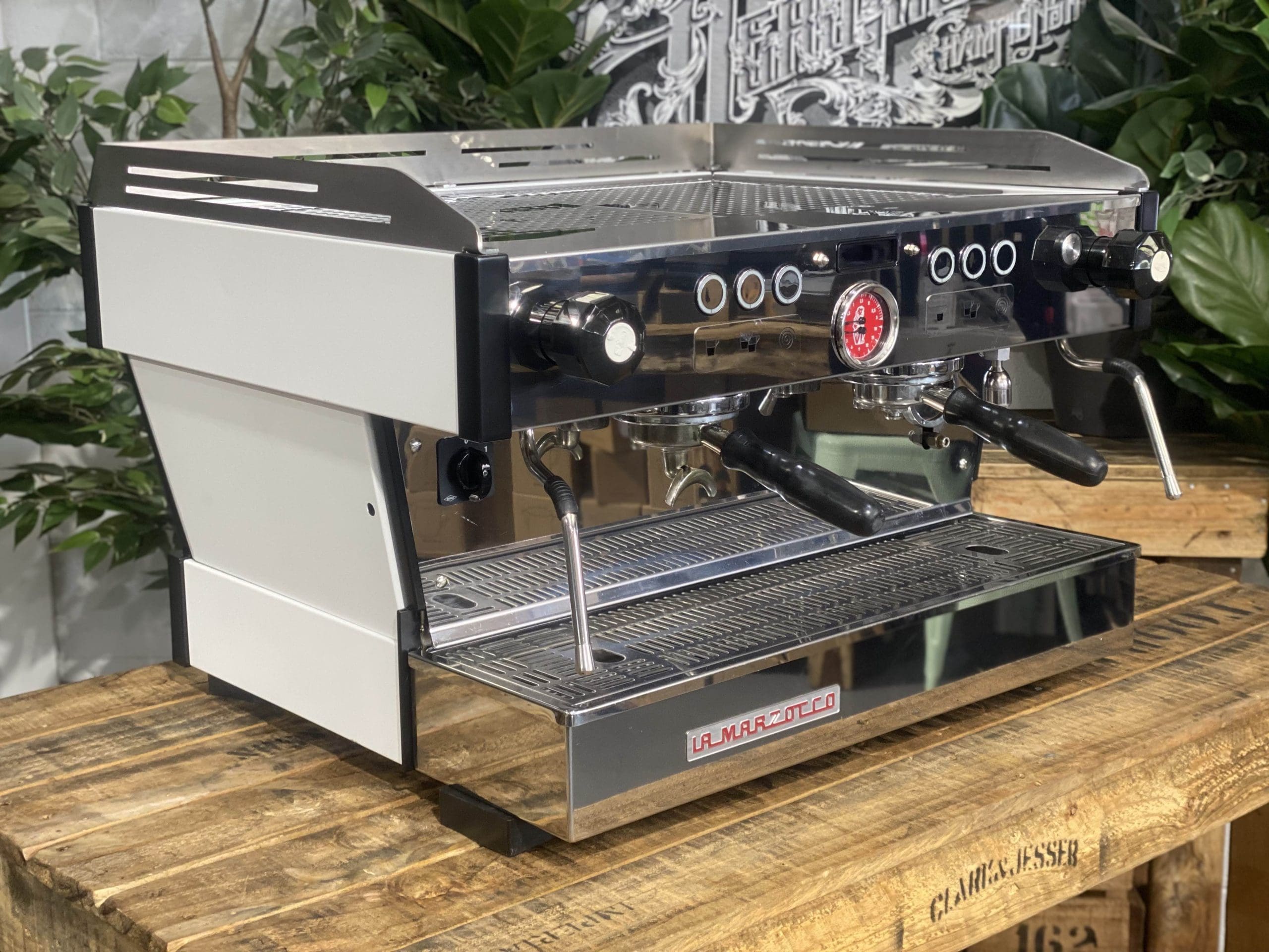 La Marzocco Linea PB 2 Group White - Used