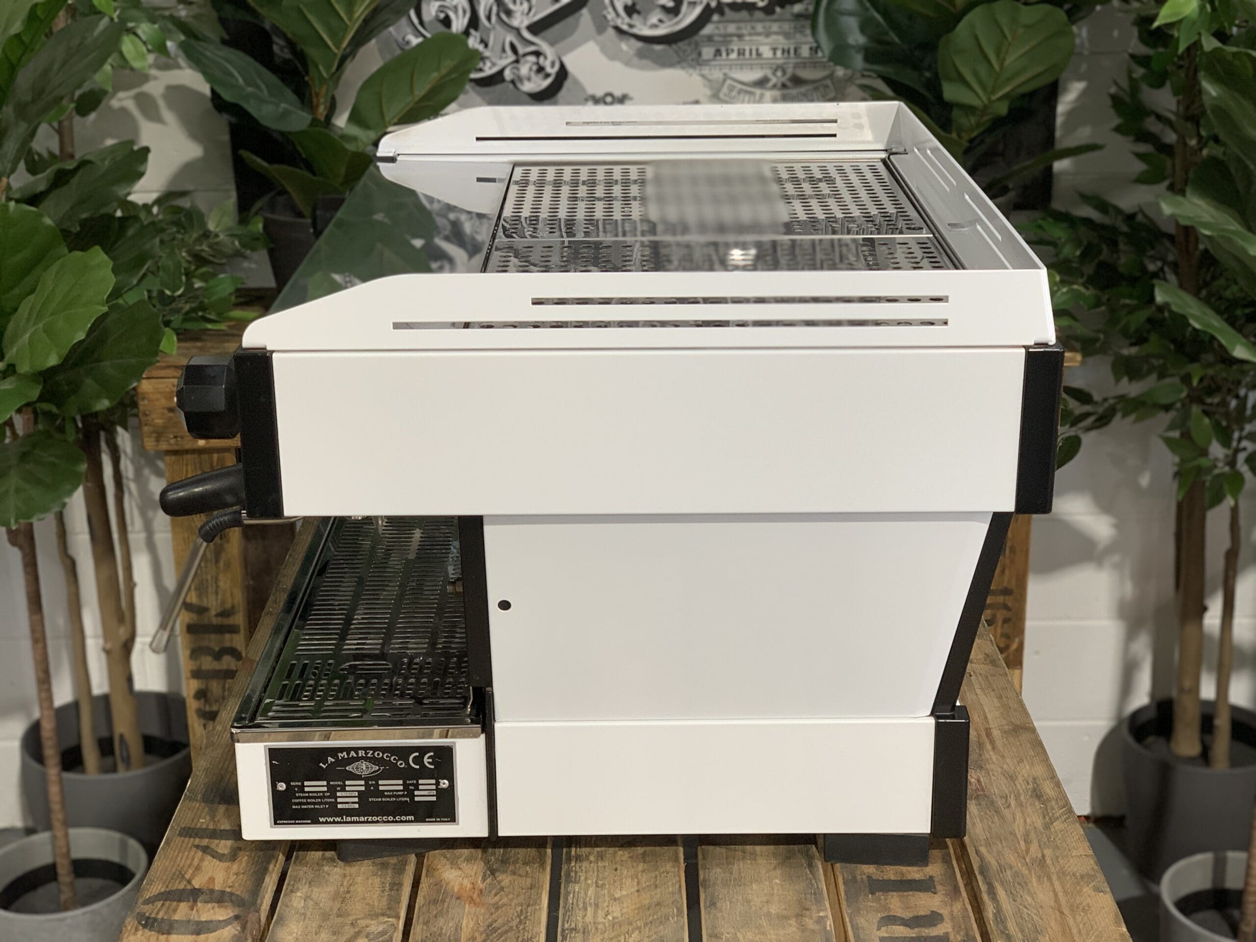 La Marzocco Linea PB 2 Group White - Used
