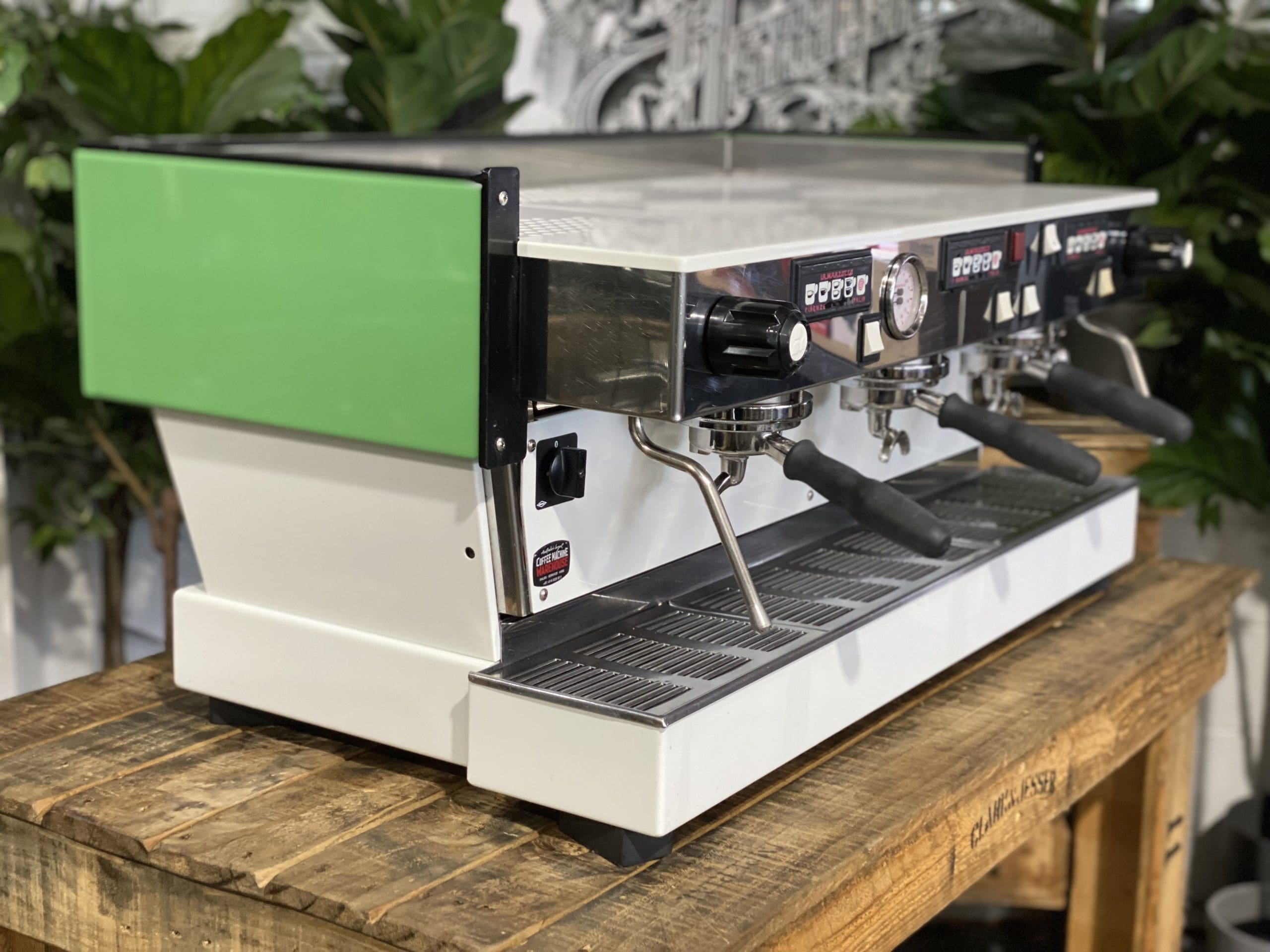 La Marzocco Linea Classic 3 Group White & Green Espresso Coffee Machine - Used