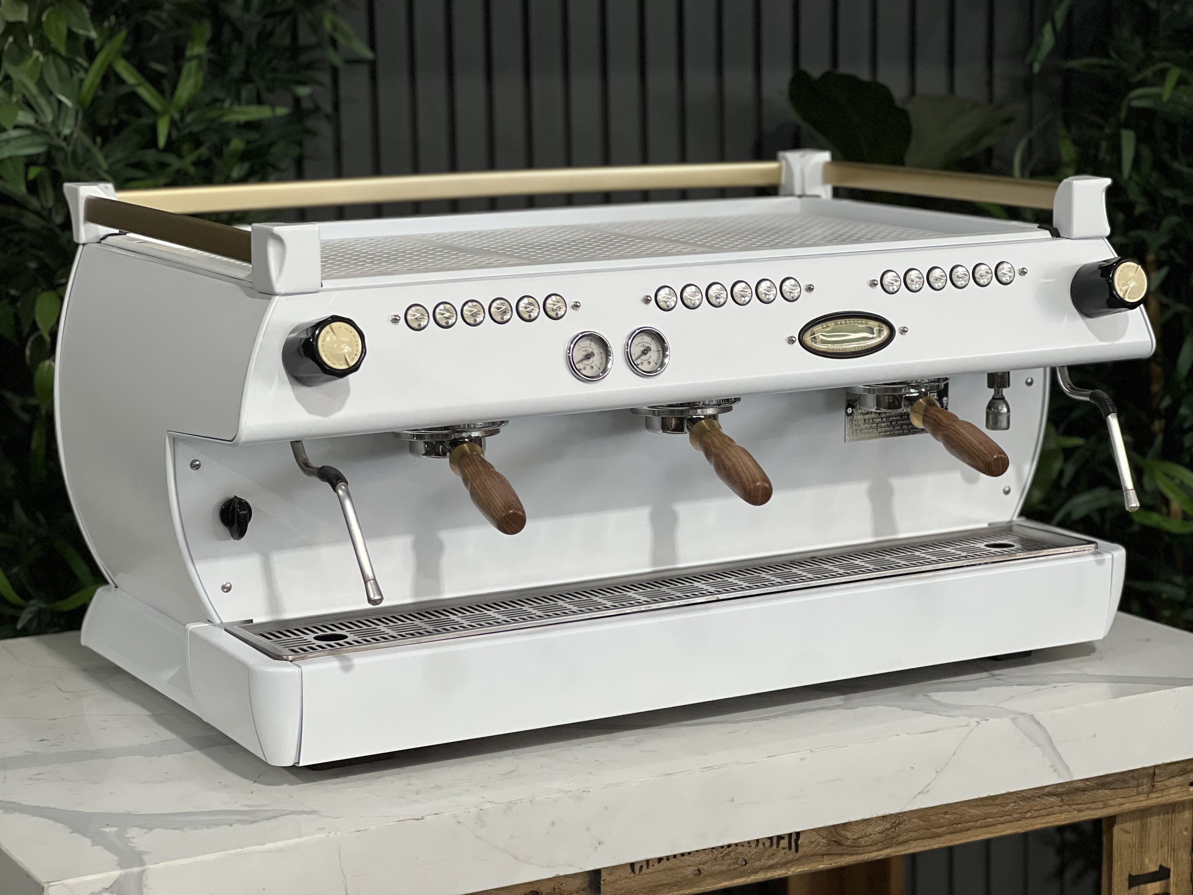 La Marzocco Gb5 3 Group Espresso Coffee Machine White & Gold With Pesado Group Handles